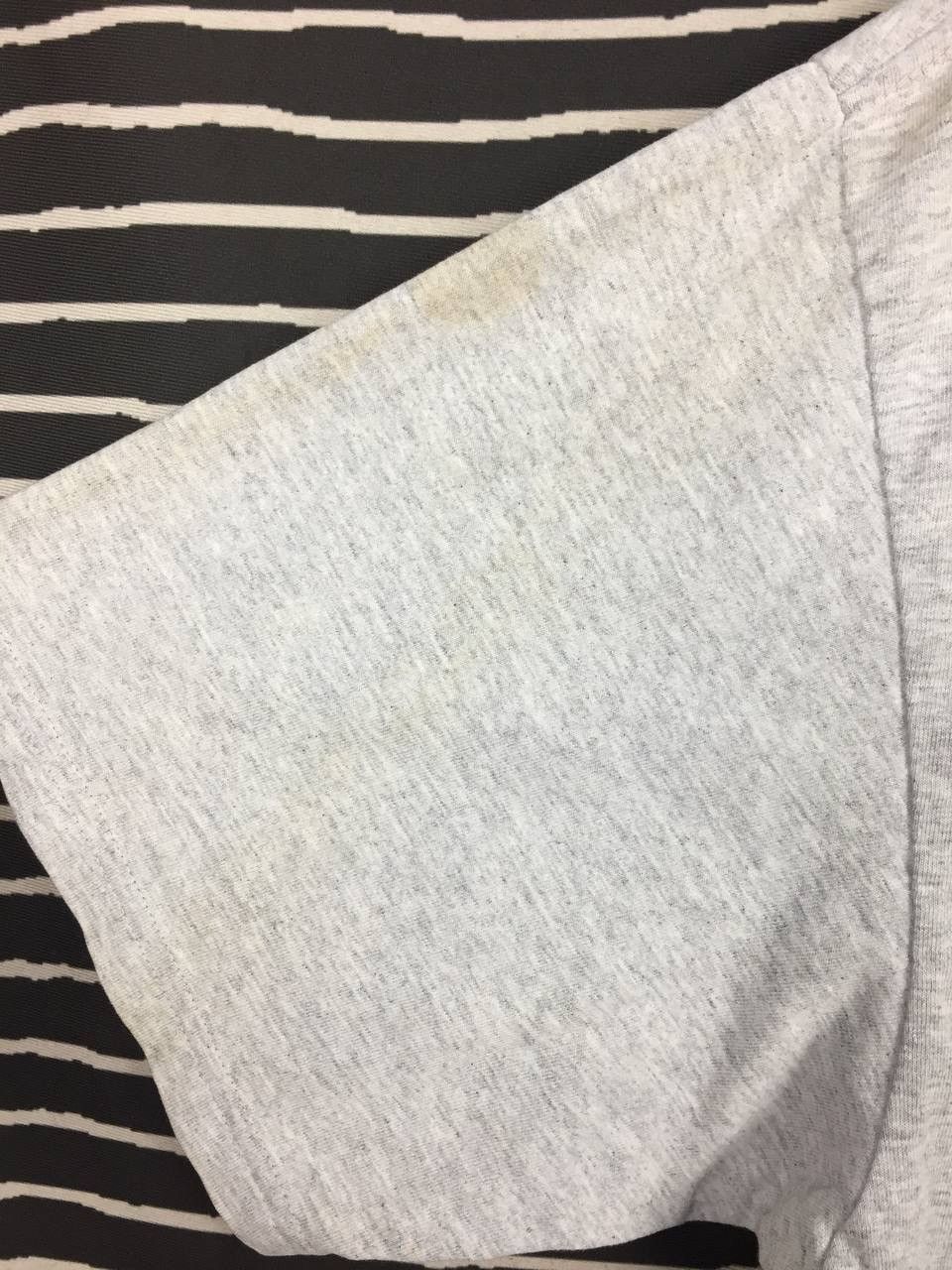 Nike Vtg 90s Distressed Nike "ROCK" Chicks Logo Spell Out Tee Size US M / EU 48-50 / 2 - 20 Thumbnail