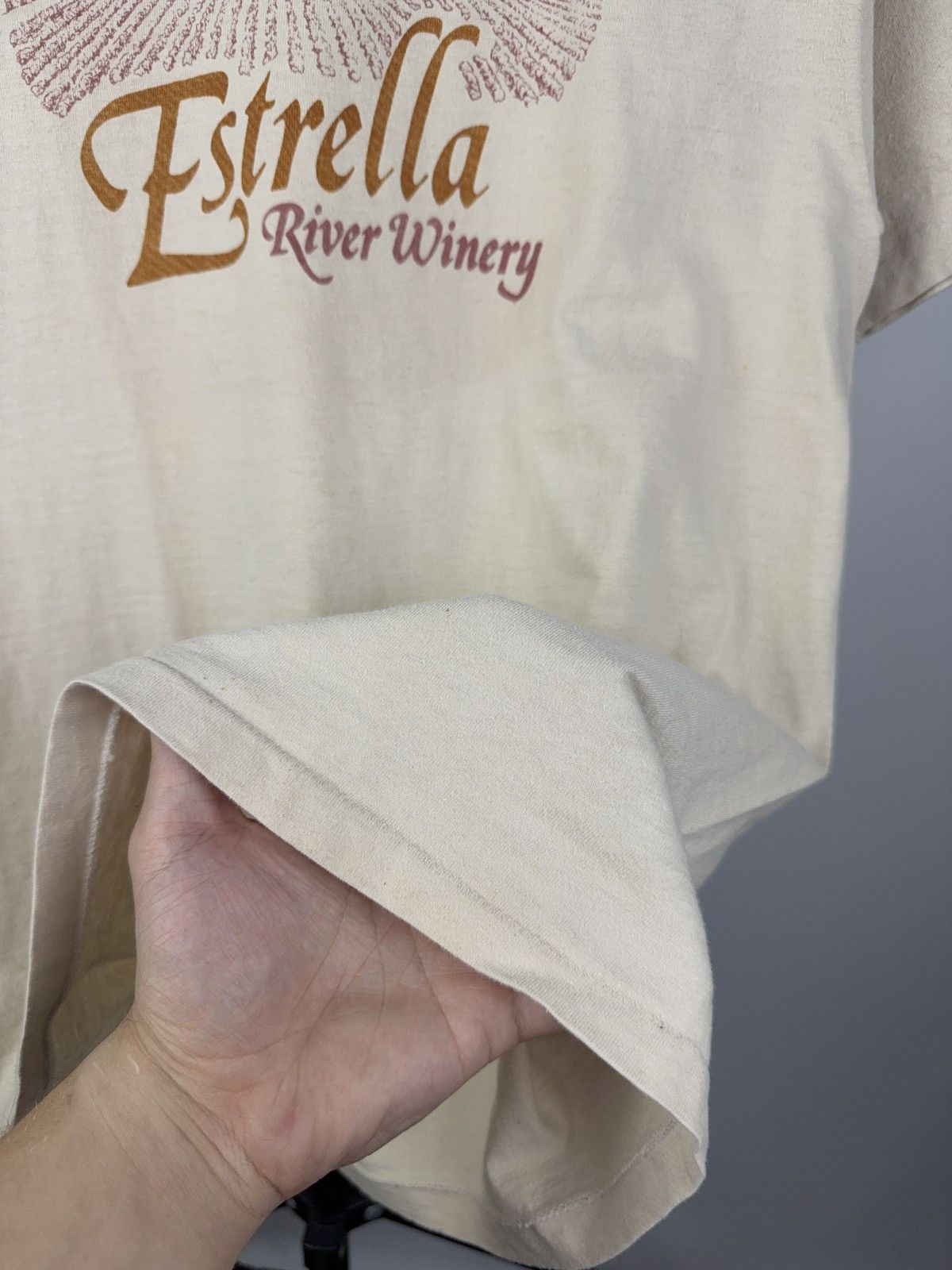Vintage 80s Vintage Hanes Beefy-T Estrella Winery USA Made Tee Size US S / EU 44-46 / 1 - 4 Thumbnail