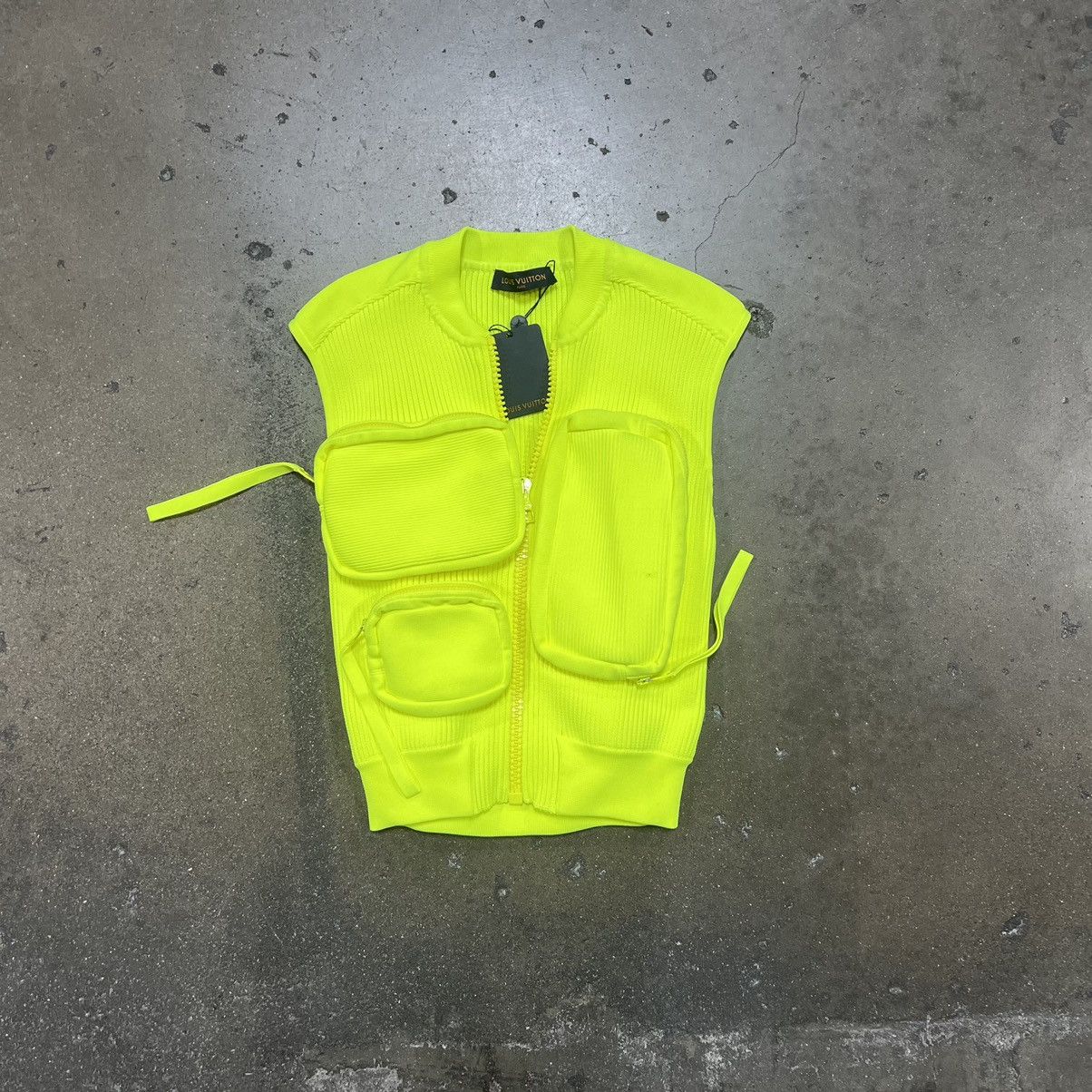 Louis vuitton neon vest store