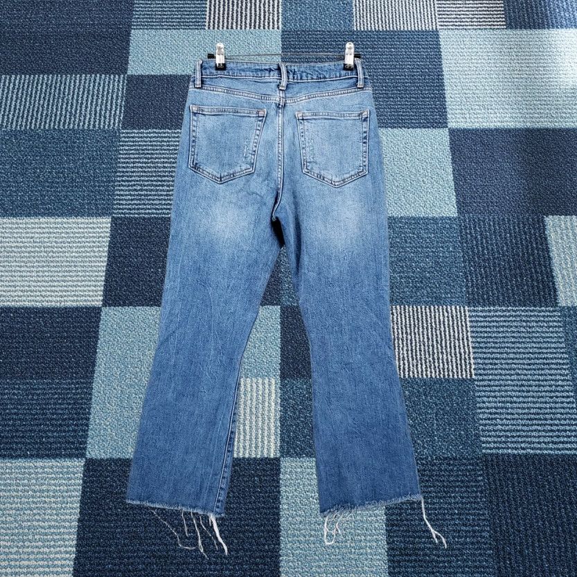 Forever 21 Forever 21 Jeans Womens 26 Blue Denim Mid-Rise Cropped Distressed Rinse Wash Size 26" / US 2 / IT 38 - 1 Thumbnail