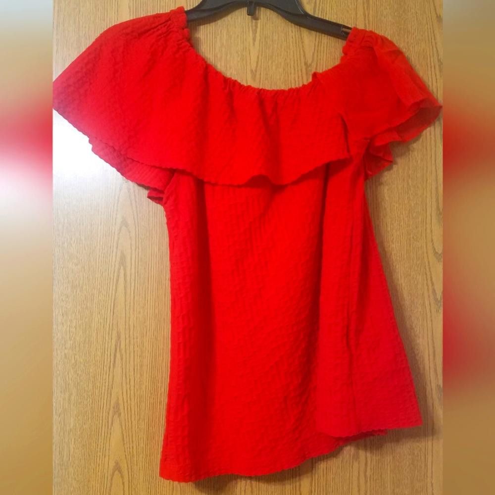 Club Monaco Club Monaco Red Off-Shoulder Women's Top Size Medium Size M / US 6-8 / IT 42-44 - 1 Thumbnail