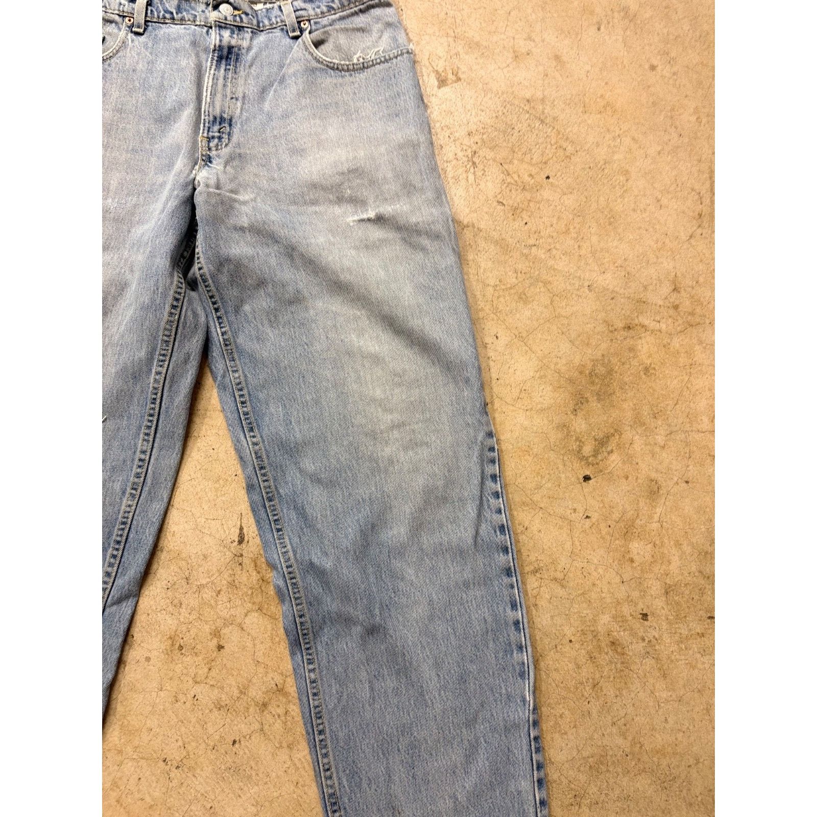 Levi's VTG Levi’s 570 Baggy Fit Jeans 34x34 Light Wash Y2K Size US 34 / EU 50 - 9 Thumbnail