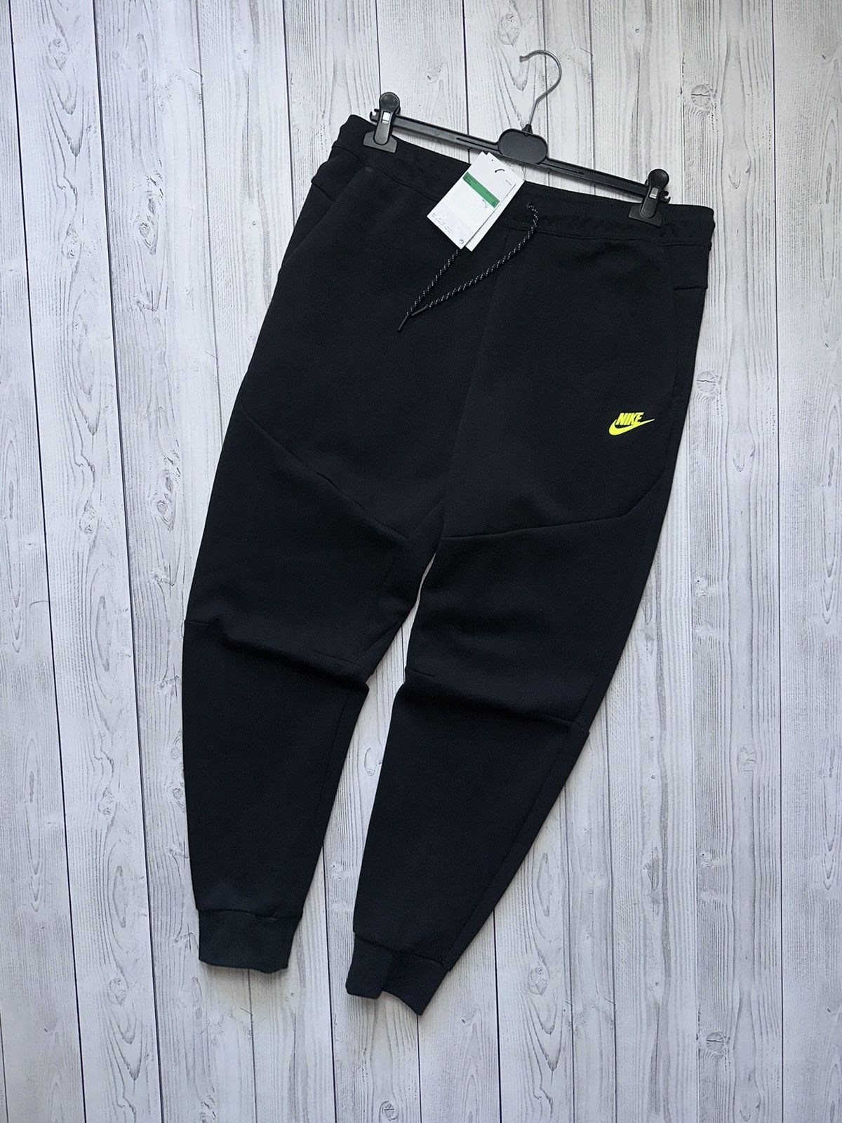 Nike Nike Tech Fleece joggers size XL drill black Size US 36 / EU 52 - 1 Thumbnail