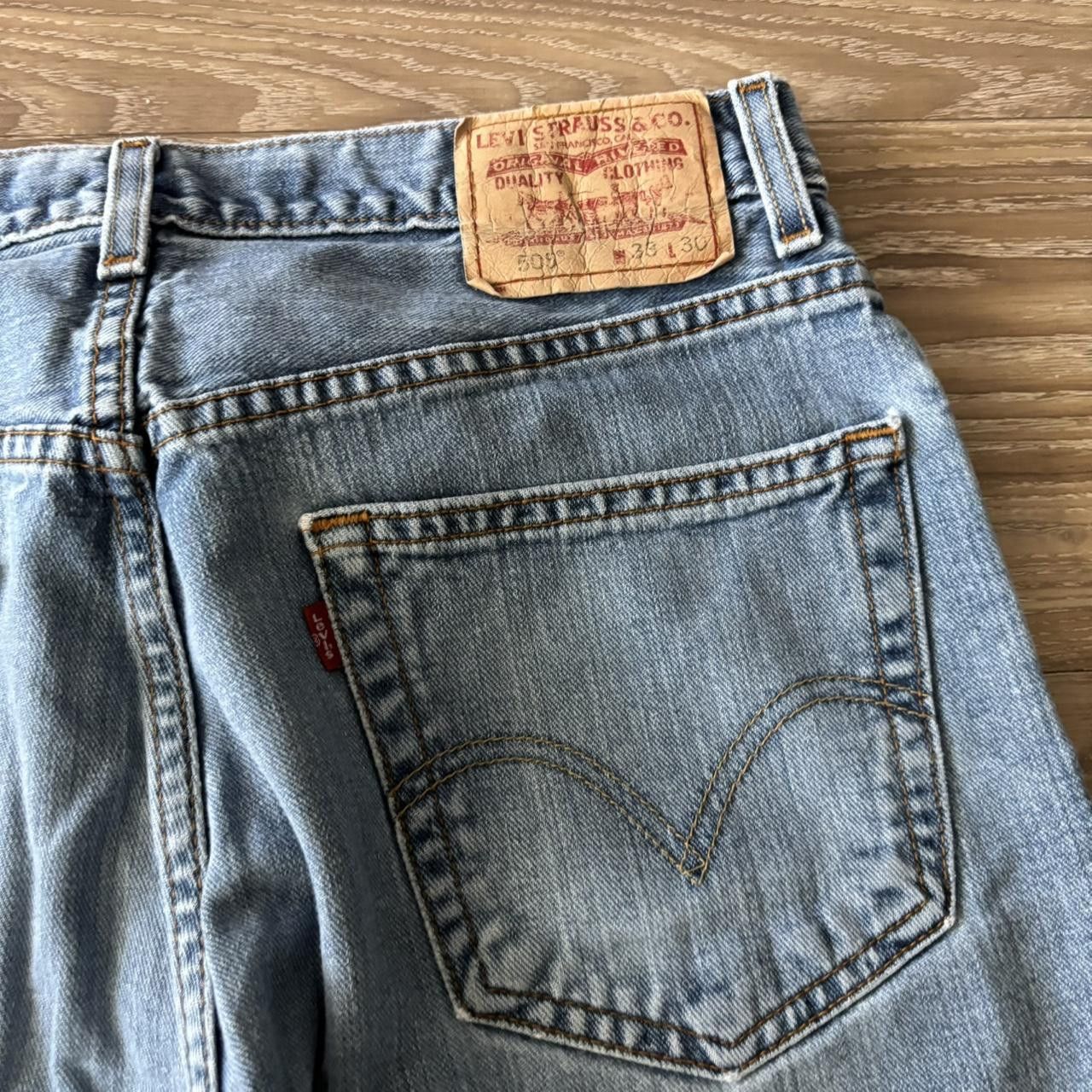 Levi's Crazy Vintage Y2K/2000s Light Wash Levis Essential Denim Jeans! 31x30 Size US 31 - 7 Thumbnail