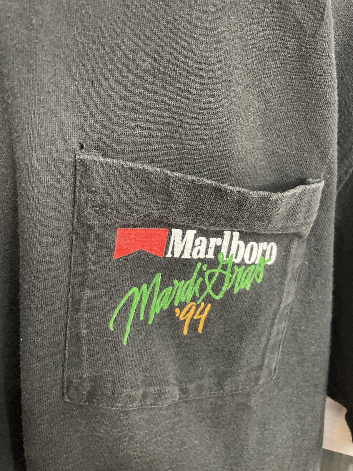 Fruit Of The Loom × Marlboro 1994 MARLBORO CIGARETTES GRAPHIC SHIRT Size US XL / EU 56 / 4 - 5 Thumbnail