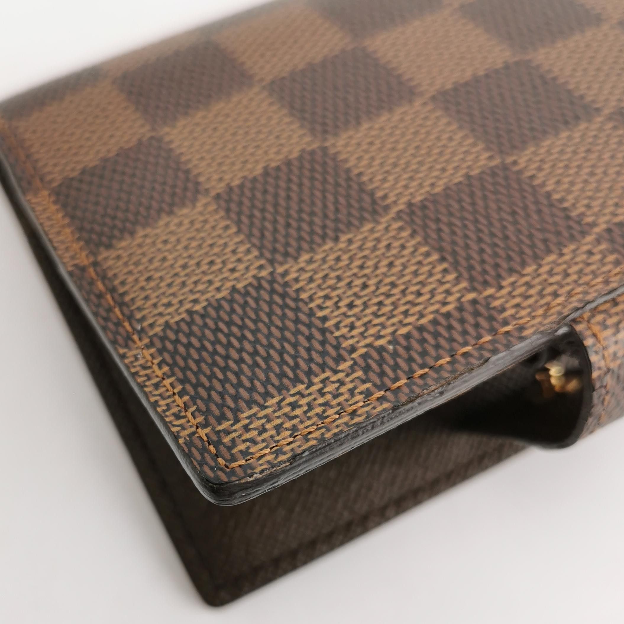 Louis Vuitton Louis Vuitton (LV) Monogram Logo Notepad Leather Case -y250 Size ONE SIZE - 5 Thumbnail