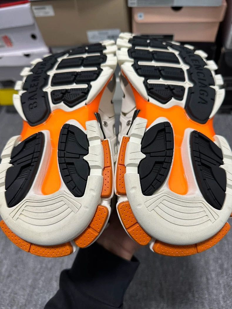 Balenciaga Balenciaga Balenciaga Track Sneakers White Orange Size 36 Size US 6 / IT 36 - 6 Thumbnail