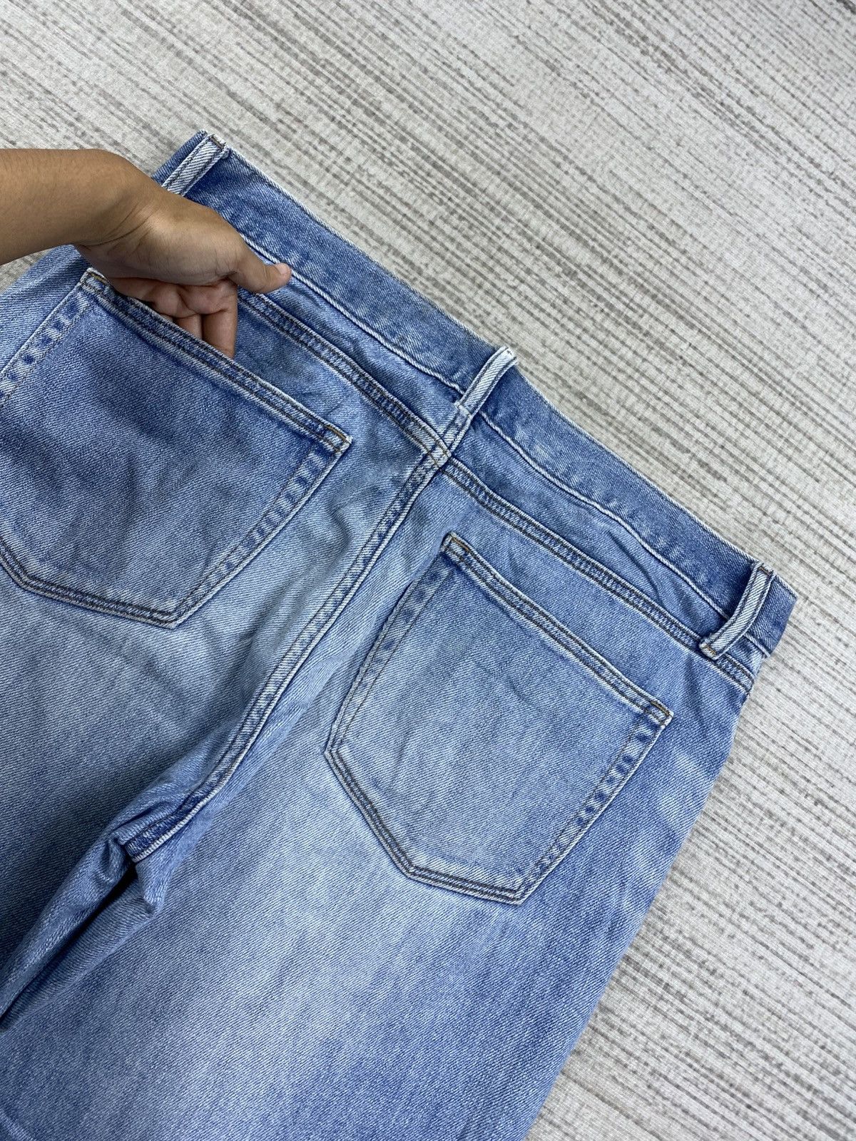 Japanese Brand × Uniqlo × Vintage Vintage Uniqlo Wash Blue Denim Pants Size US 36 / EU 52 - 11 Thumbnail