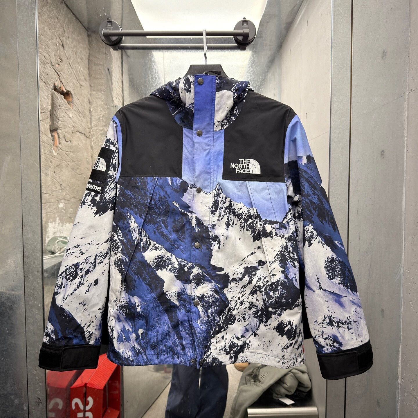 The North Face The North Face Collab Light Jacket M Men Size US M / EU 48-50 / 2 - 1 Thumbnail