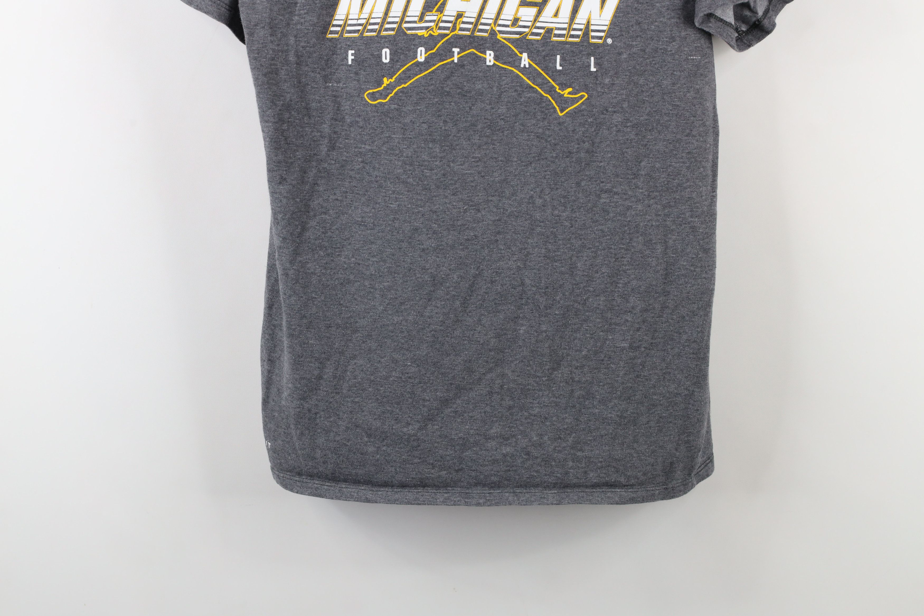 Nike × Vintage Nike Air Jordan Jumpman University of Michigan T-Shirt Size US S / EU 44-46 / 1 - 3 Thumbnail