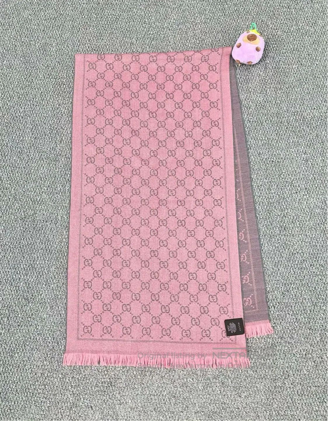 Gucci Guicci Gray Pink Double-sided Printed Logo Fringe Cashmere Size ONE SIZE - 1 Thumbnail