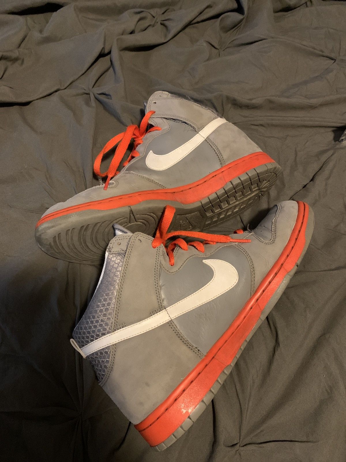 Nike Nike Dunk High “UnPigeon” Light Charcoal Orange Size US 10 / EU 43 - 2 Thumbnail