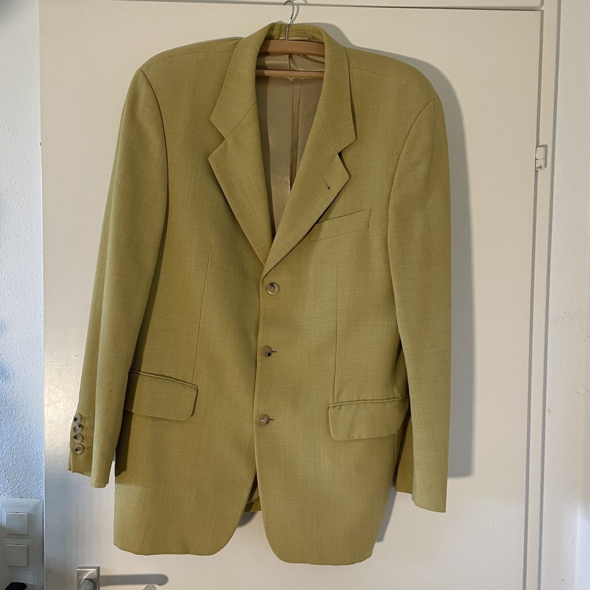 Vintage Vintage yellow oversized blazer made in germany. Size 50L - 2 Thumbnail