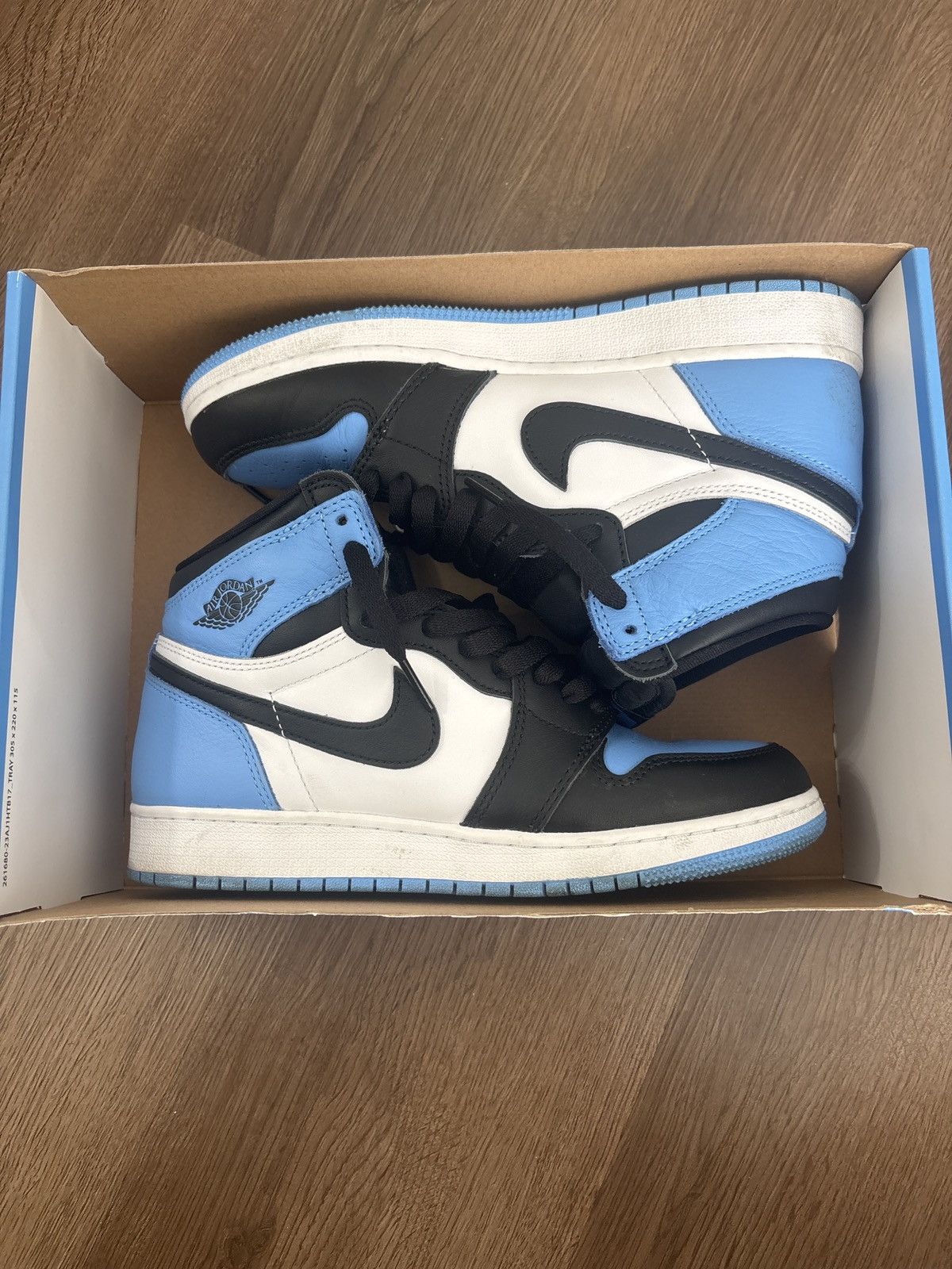 Jordan Brand Jordan 1 University Blue High Size US 6.5 / EU 39-40 - 2 Thumbnail