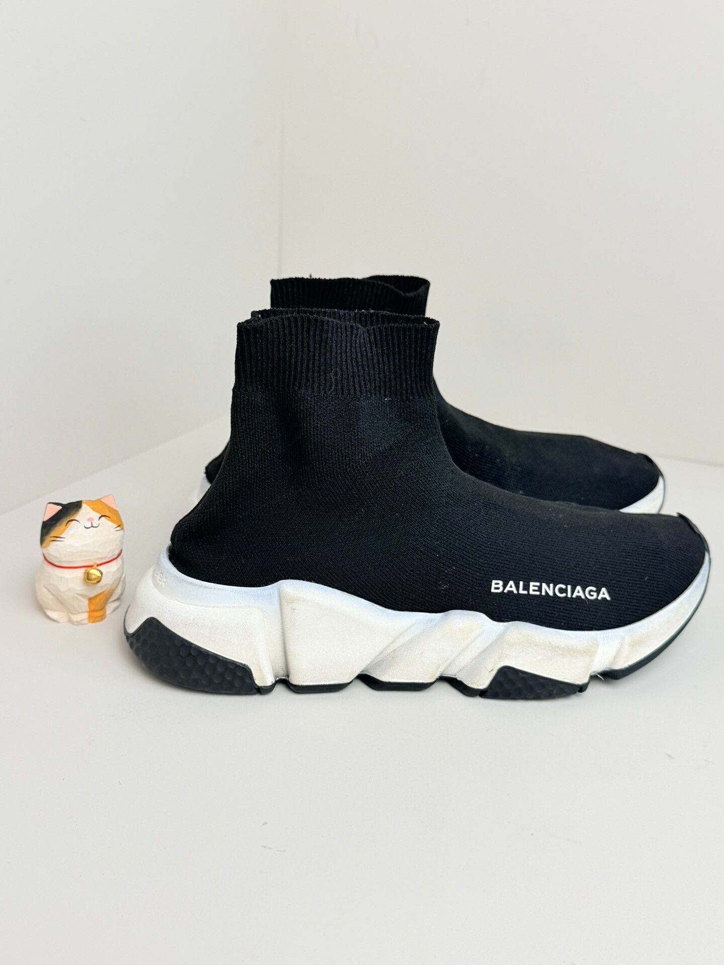 Balenciaga Balenciaga Black Hitop Sneakers it_34-5 Women Size US 4.5 / IT 34.5 - 1 Thumbnail