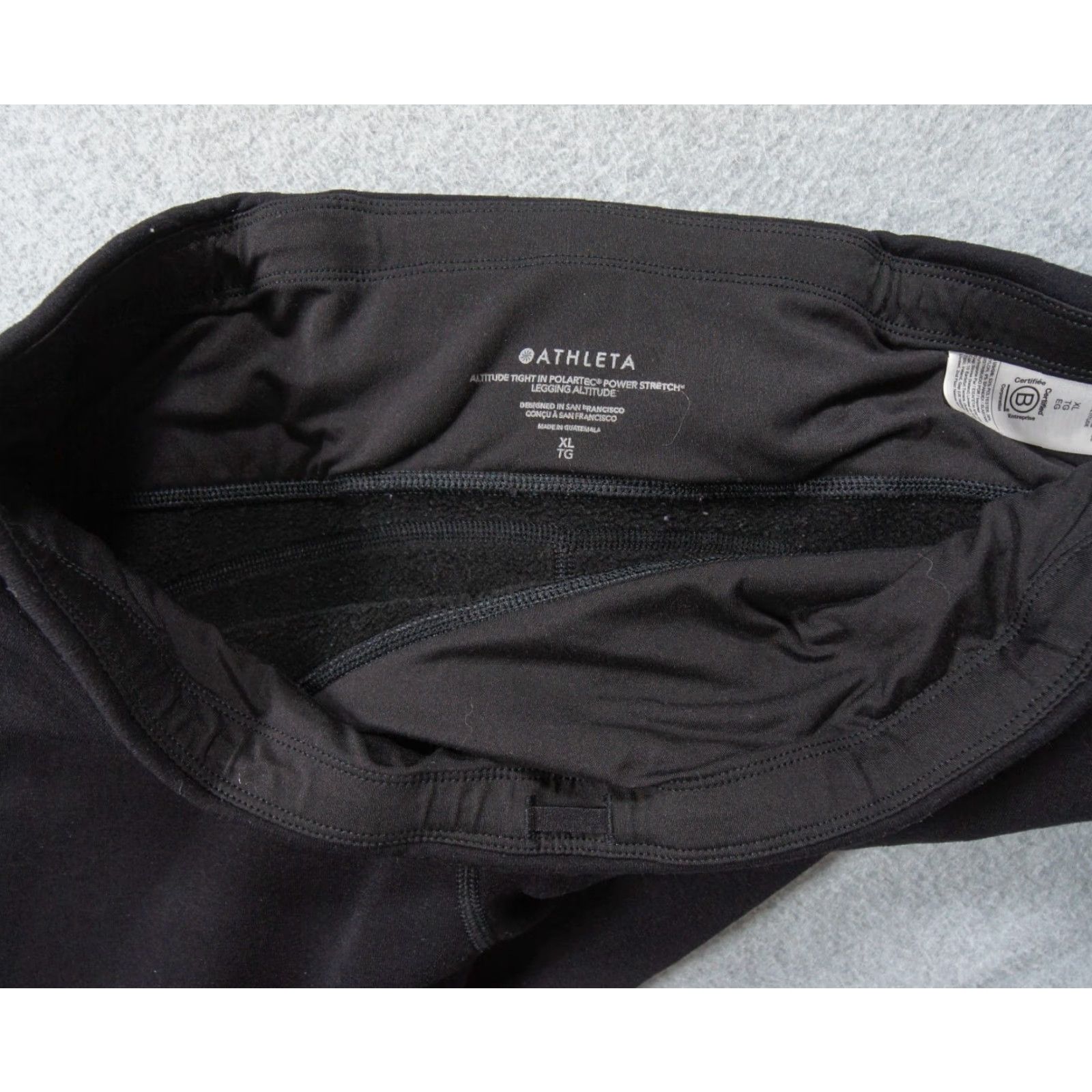 Athleta Athleta Leggings Womens XL Black Fleece Altitude Tight Polartec Stretch Pattern: Solid, Inseam 28 in, Pull On, Activewear, Casual, Outdoor Size 40" / US 18 - 4 Thumbnail