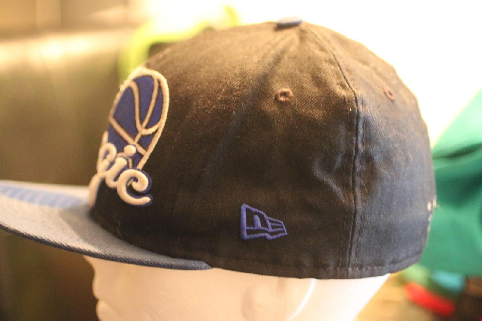 Other New Era Orlando Magic Fitted Cap Size 7 – NBA – Stained Brim Size ONE SIZE - 4 Thumbnail