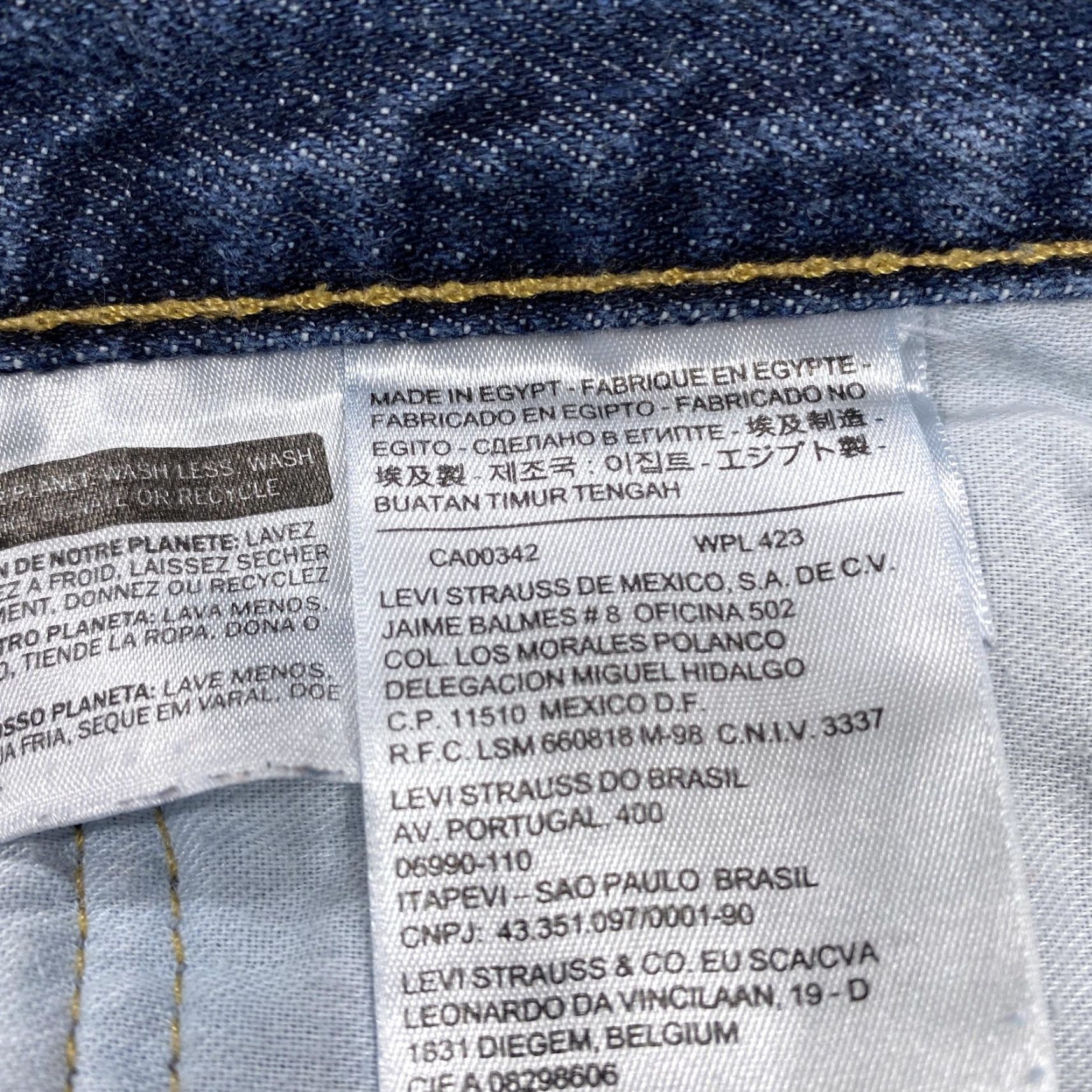 Levi's VINTAGE Levi's 505 Jeans Mens 40x32 Blue Regular Fit Straight Leg Denim Medium Wash Size US 40 / EU 56 - 4 Thumbnail