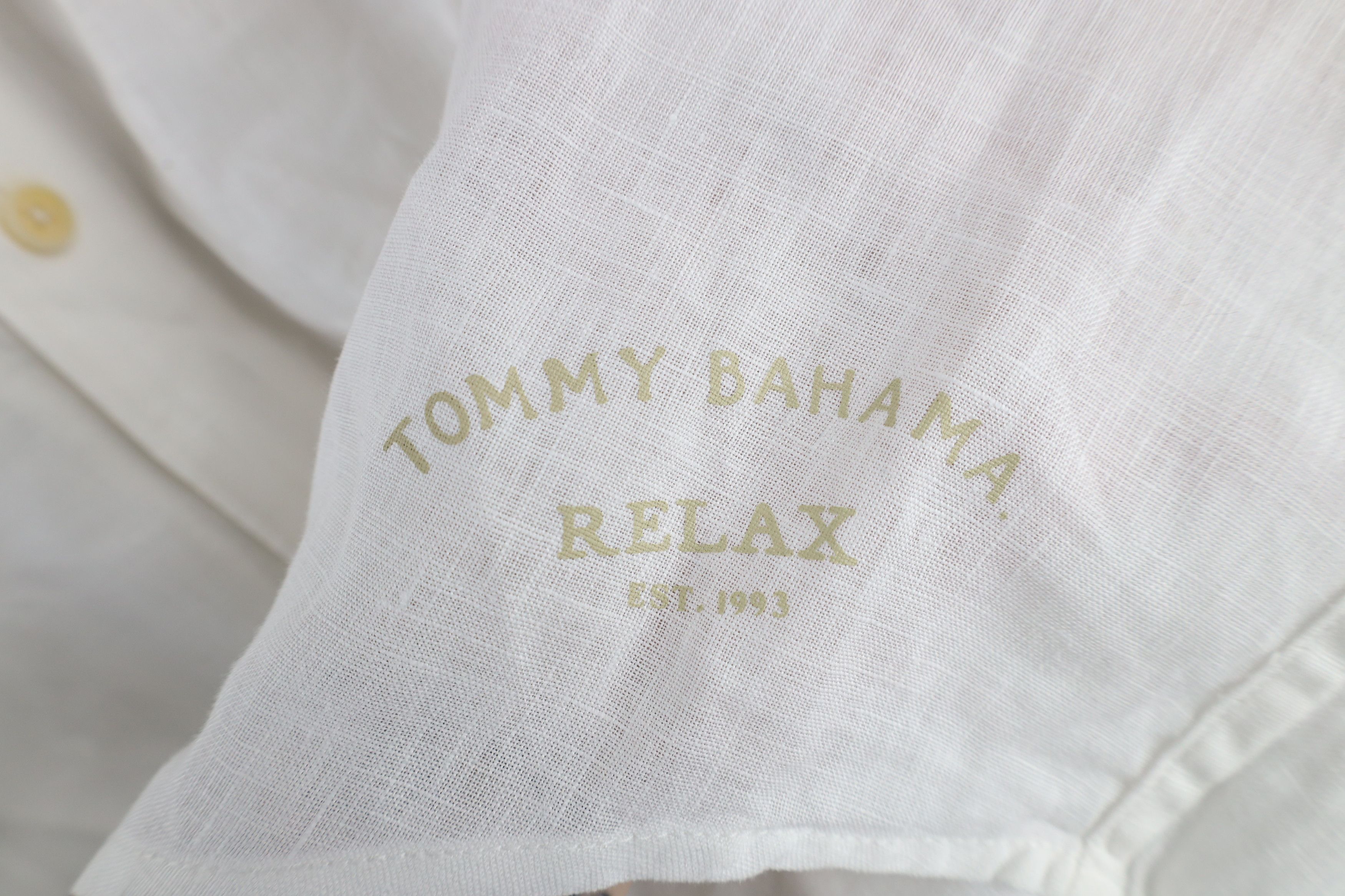Tommy Bahama × Vintage Vintage Tommy Bahama Relax Collared Button Shirt White Size US XXL / EU 58 / 5 - 4 Thumbnail