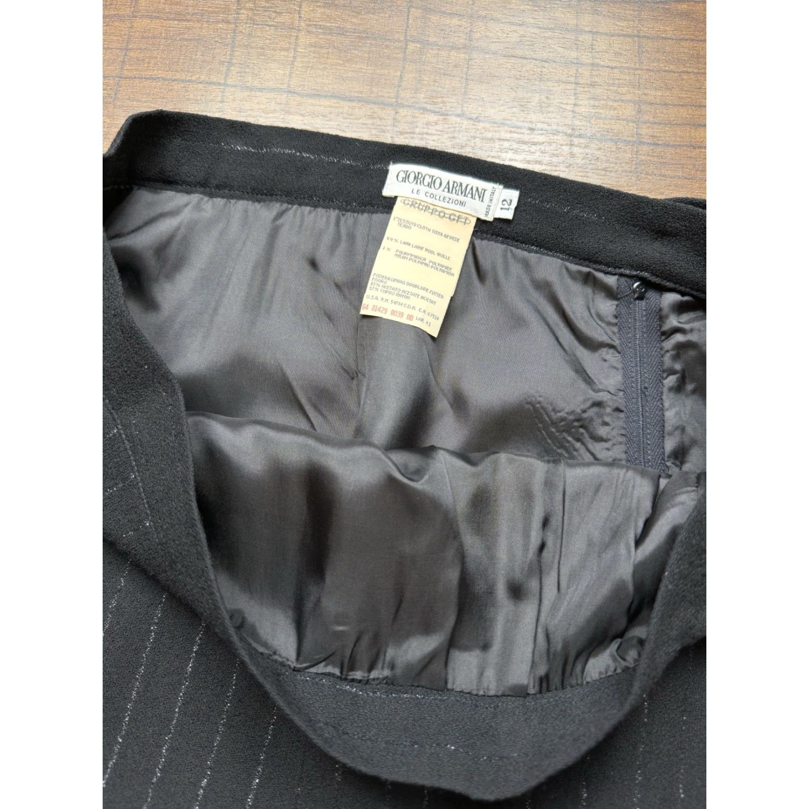 Armani VINTAGE Armani Collezioni Skirt Womens Size 12 Black Gray Striped Wool Skirt Size 34" / US 12 / IT 48 - 4 Thumbnail