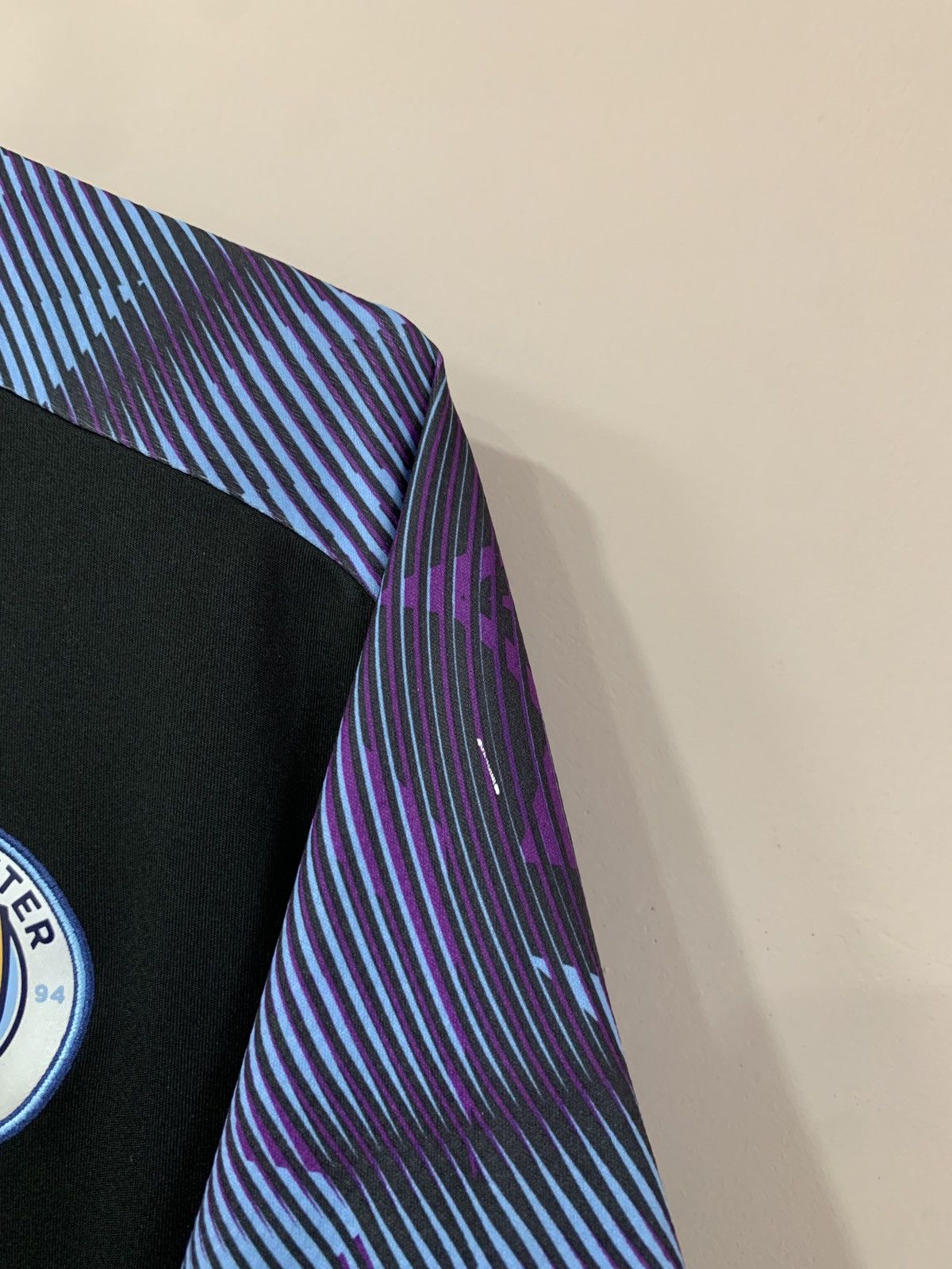 Puma Manchester City puma 2018 training soccer jersey football Size US M / EU 48-50 / 2 - 5 Thumbnail
