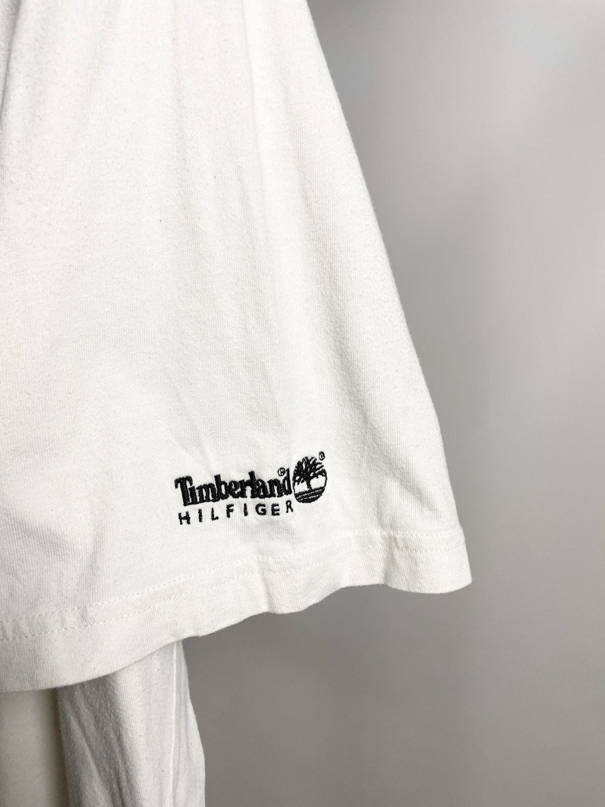 Timberland × Tommy Hilfiger 💥RARE💥 Tommy Hilfiger X Timberland Collaboration White Tee Size US L / EU 52-54 / 3 - 7 Thumbnail