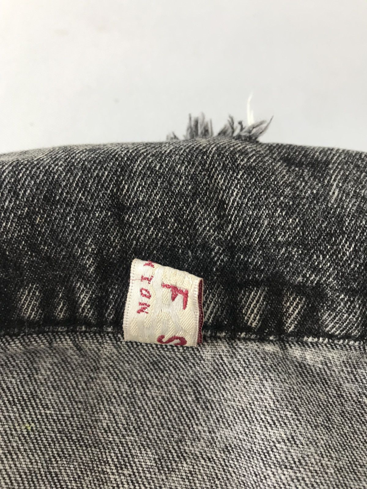 Japanese Brand Black Denim Jacket Trucker Street Art Style Printed Size US XL / EU 56 / 4 - 10 Thumbnail
