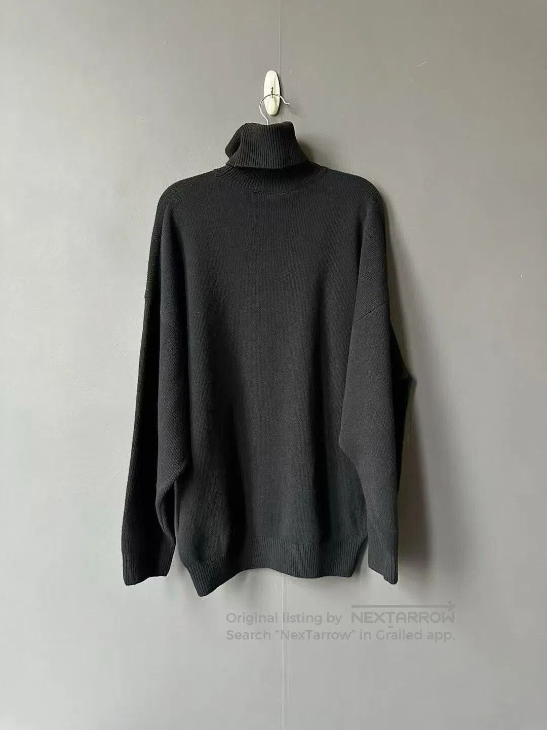 Balenciaga Balenciaga BB High Neck Cashmere Sweater. Size XS / US 0-2 / IT 36-38 - 2 Thumbnail