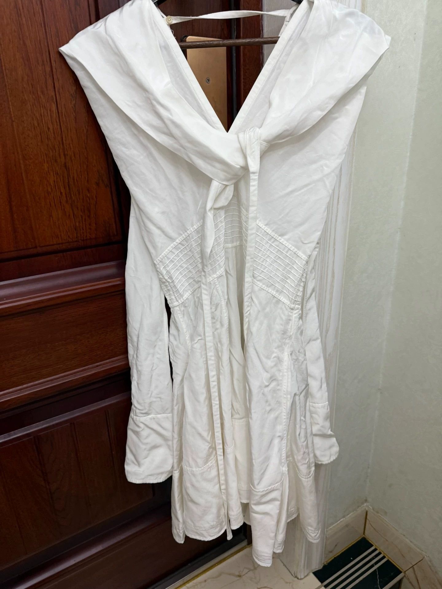 Jil Sander Jil Sander Flowy Stunning Dress 9/10 Authentic Size XS / US 0-2 / IT 36-38 - 2 Thumbnail