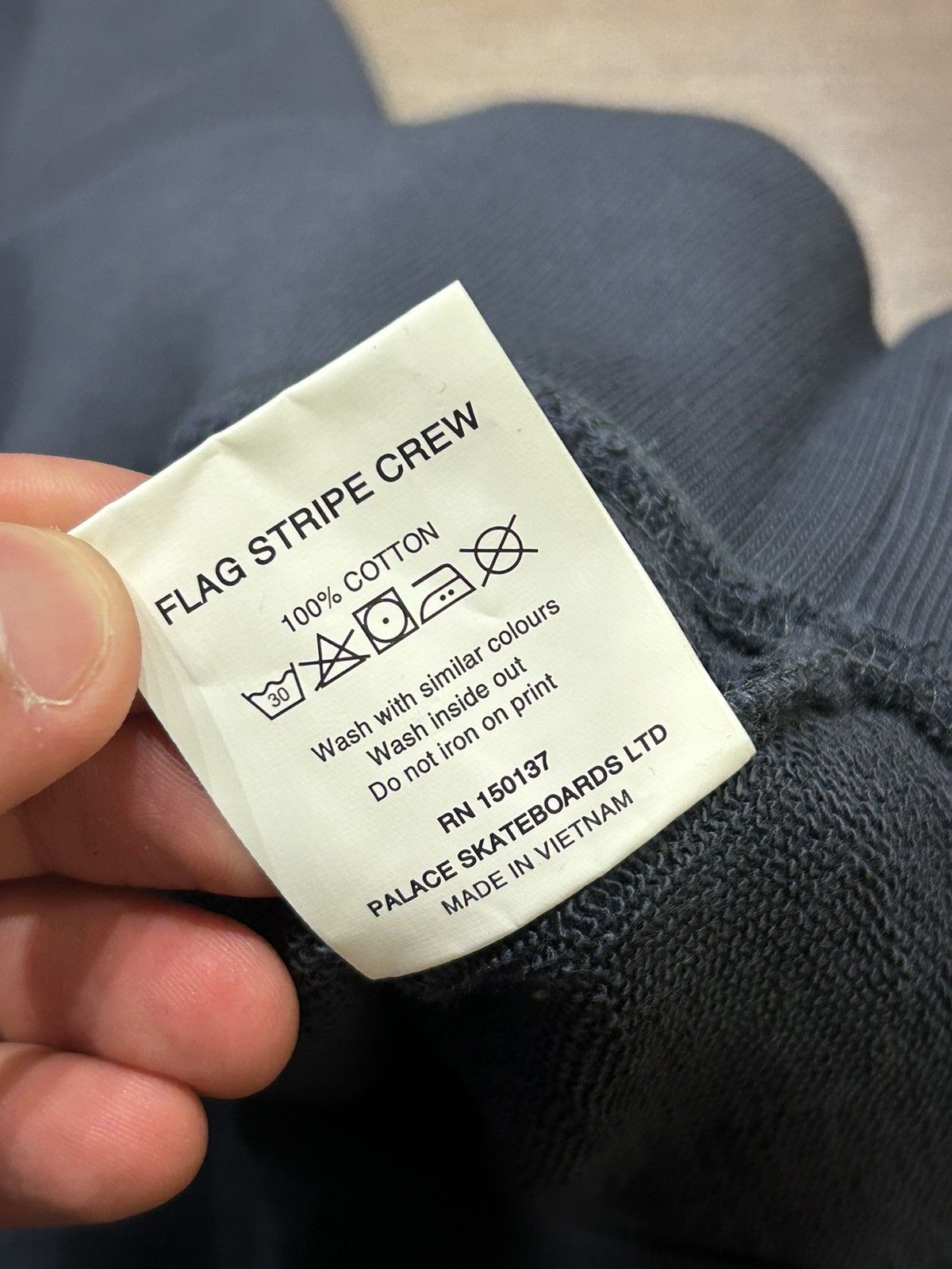 Palace Palace Flag Stripe Crewneck Size US XL / EU 56 / 4 - 5 Thumbnail