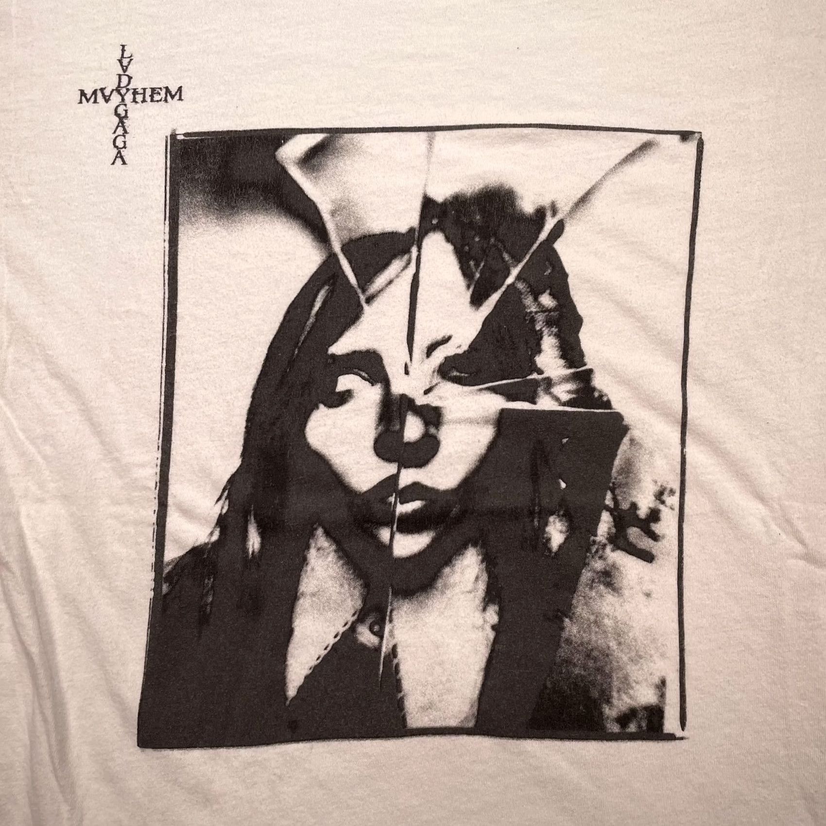 Vintage Mayhem Shirt Womens Large White Lady Gaga Shattered Portrait Graphic Tee T-Shirt Size L / US 10 / IT 46 - 2 Thumbnail