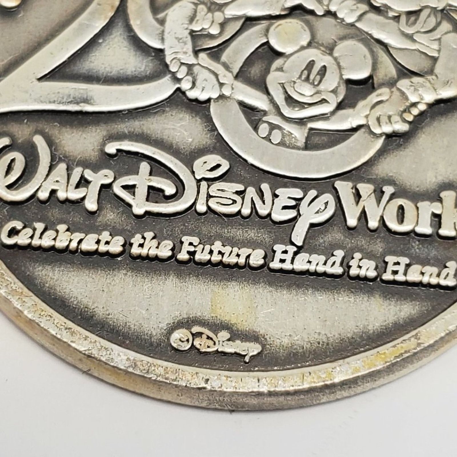 Disney Walt Disney World 2000 Celebrate the Future Keychain NWT Size ONE SIZE - 5 Thumbnail