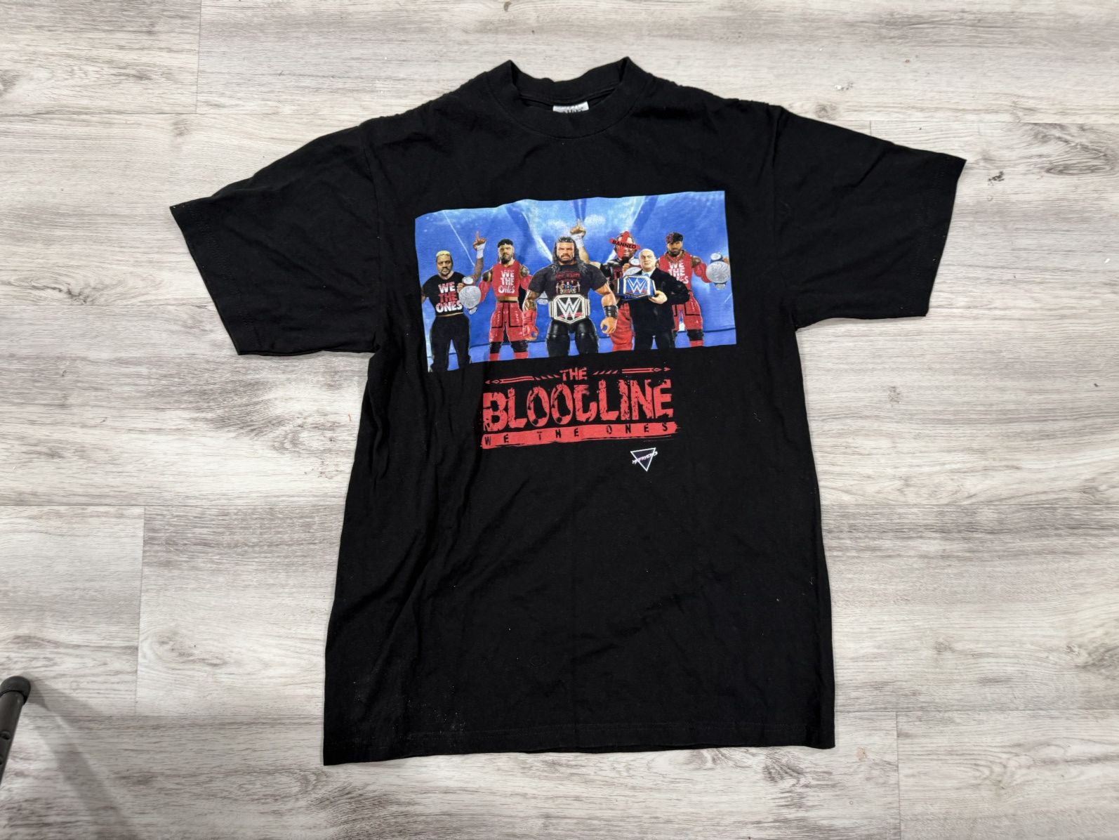 WWE WWE Bloodline/Sami Zayn Banned tee Size US M / EU 48-50 / 2 - 1 Thumbnail