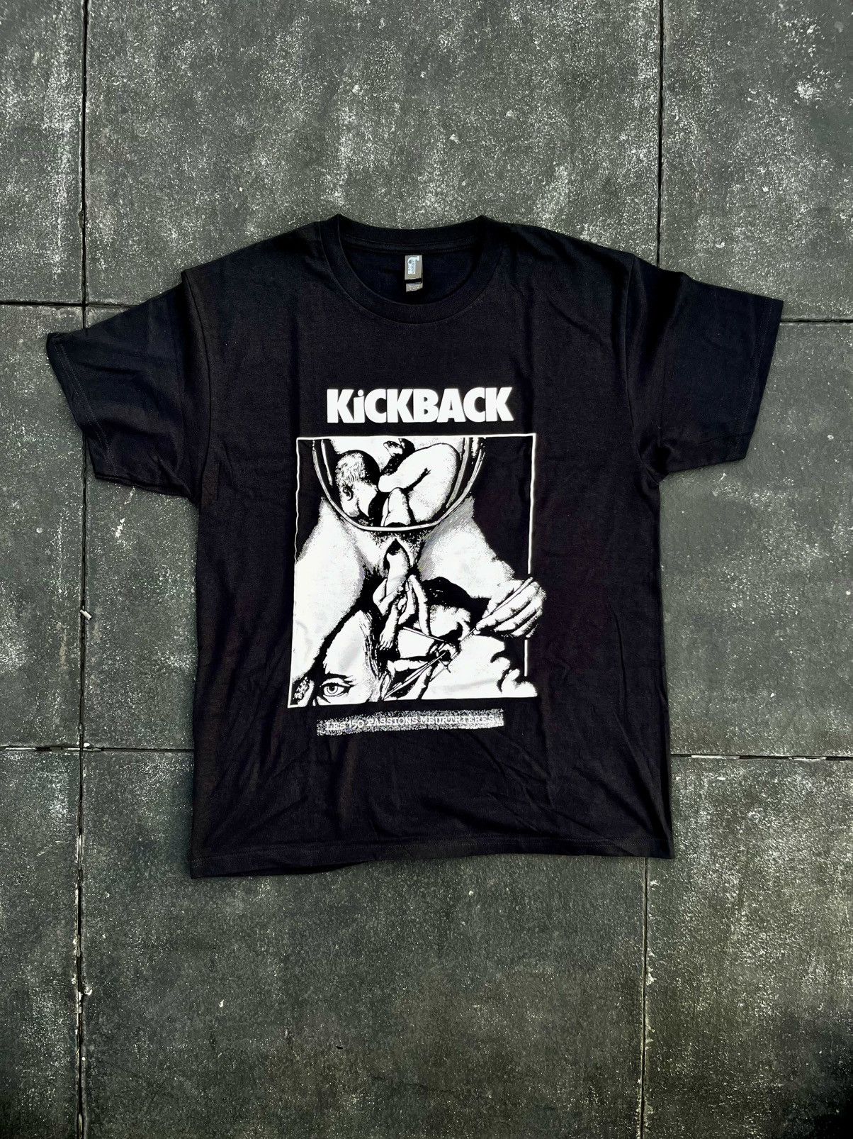 Band Tees Kickback-Les 150 passions meurtrieres Size US L / EU 52-54 / 3 - 1 Thumbnail