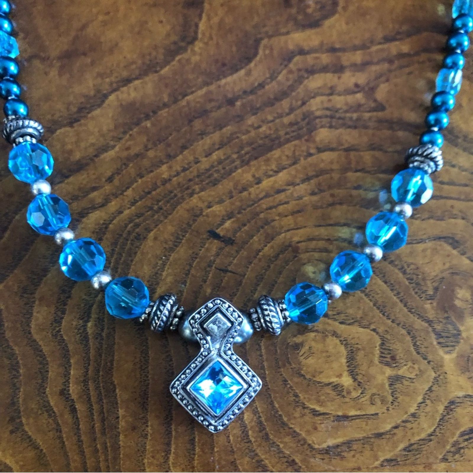 Handmade Handcrafted repurpose faceted blue crystal pendant necklace Size ONE SIZE - 11 Thumbnail