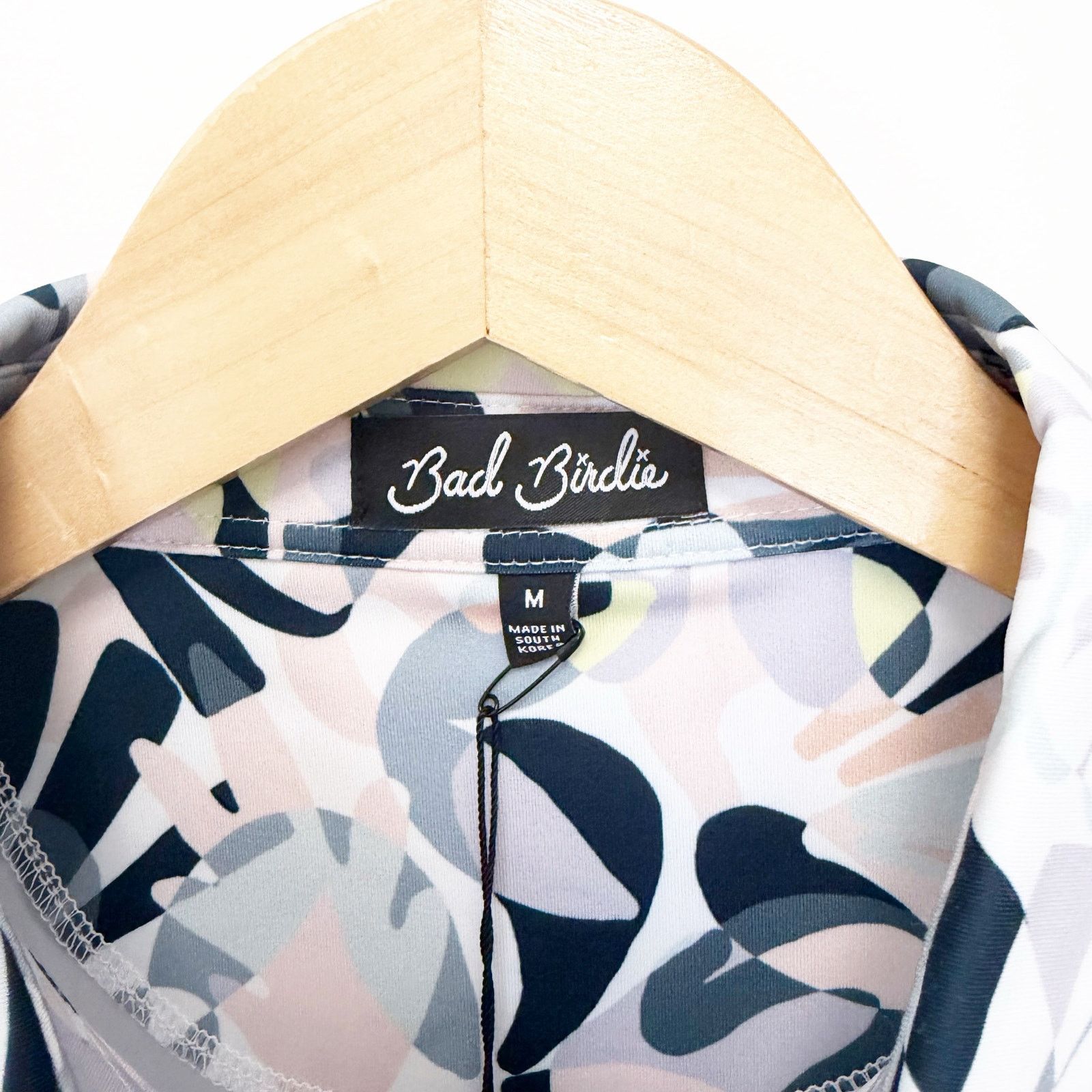 Other Bad Birdie Savannah Swing Abstract Floral Golf Polo Sz M Size US M / EU 48-50 / 2 - 3 Thumbnail