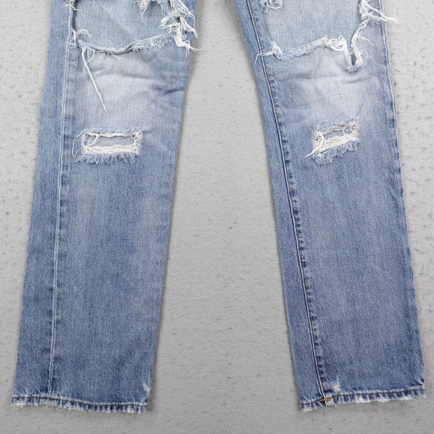 True Religion True Religion Jeans Mens 33 Blue Denim Geno Relaxed Slim Straight Distressed Size US 33 - 3 Thumbnail