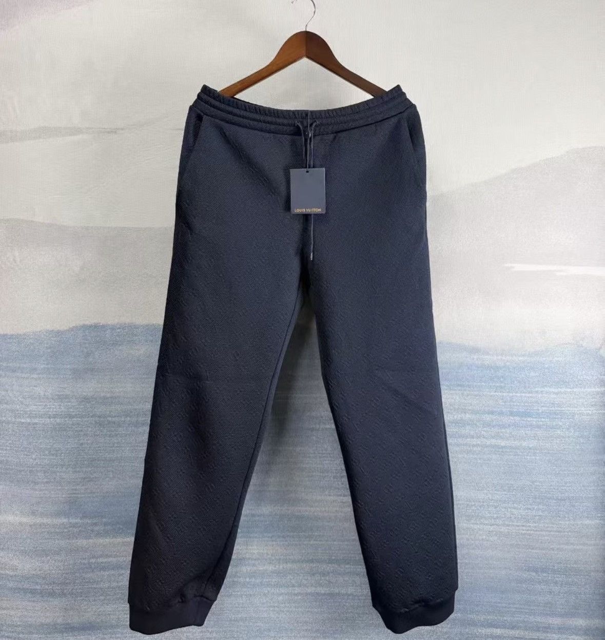 Louis Vuitton Louis Vuitton Monogram Logo Sweatpants. Size US 36 / EU 52 - 1 Thumbnail