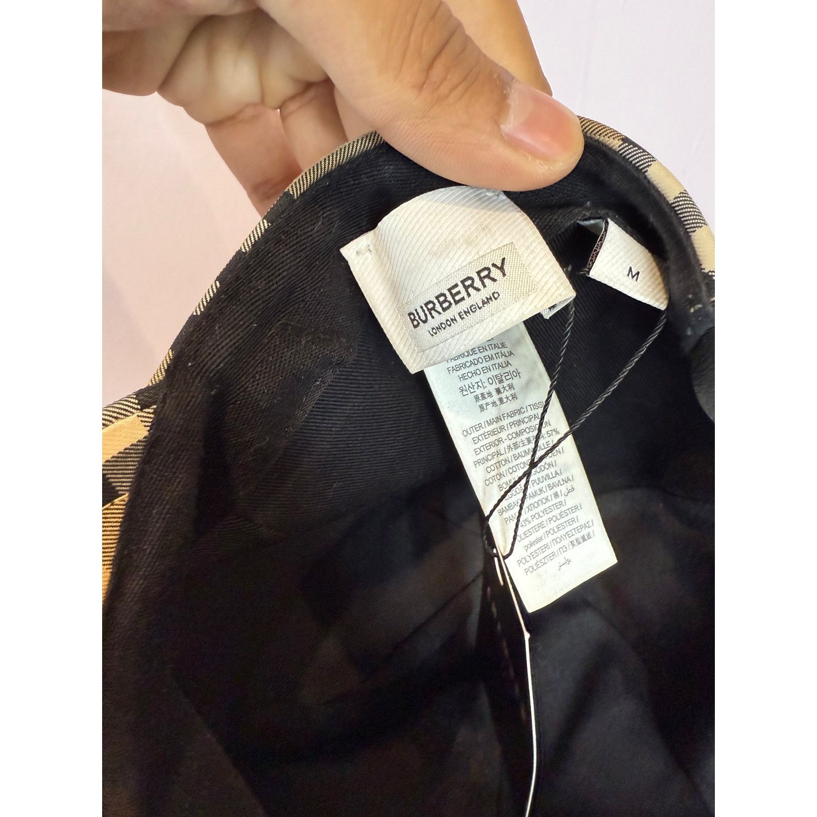 Burberry Burberry Monogram Cap Used Medium Size ONE SIZE - 3 Thumbnail