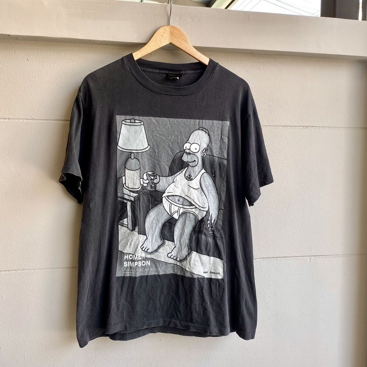 image of Mtv x The Simpsons Vtg.2000S Homer Simpson - Doesn’T Wear Khakis in Black, Men's (Size Large)