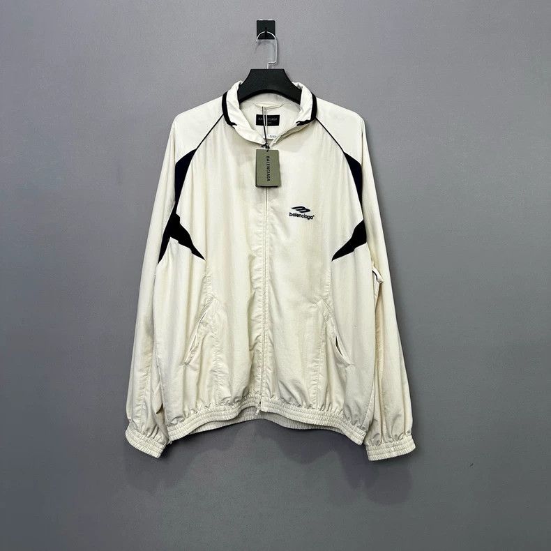 Balenciaga Balenciaga FW23 New 3B Embroidered Letter logo Print Contra Size US L / EU 52-54 / 3 - 1 Thumbnail