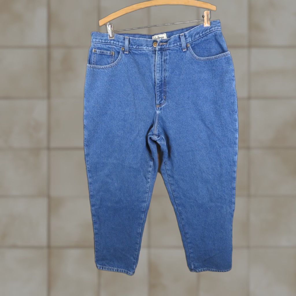 Denime LL Bean Jeans Women 18 Regular Blue Denim Flannel Lined Workwear Jeans Woman 18 Blue LL Bean Jeans Womens Regular Denim Flannel Lined Vintage? Size 40" / US 18 - 1 Thumbnail