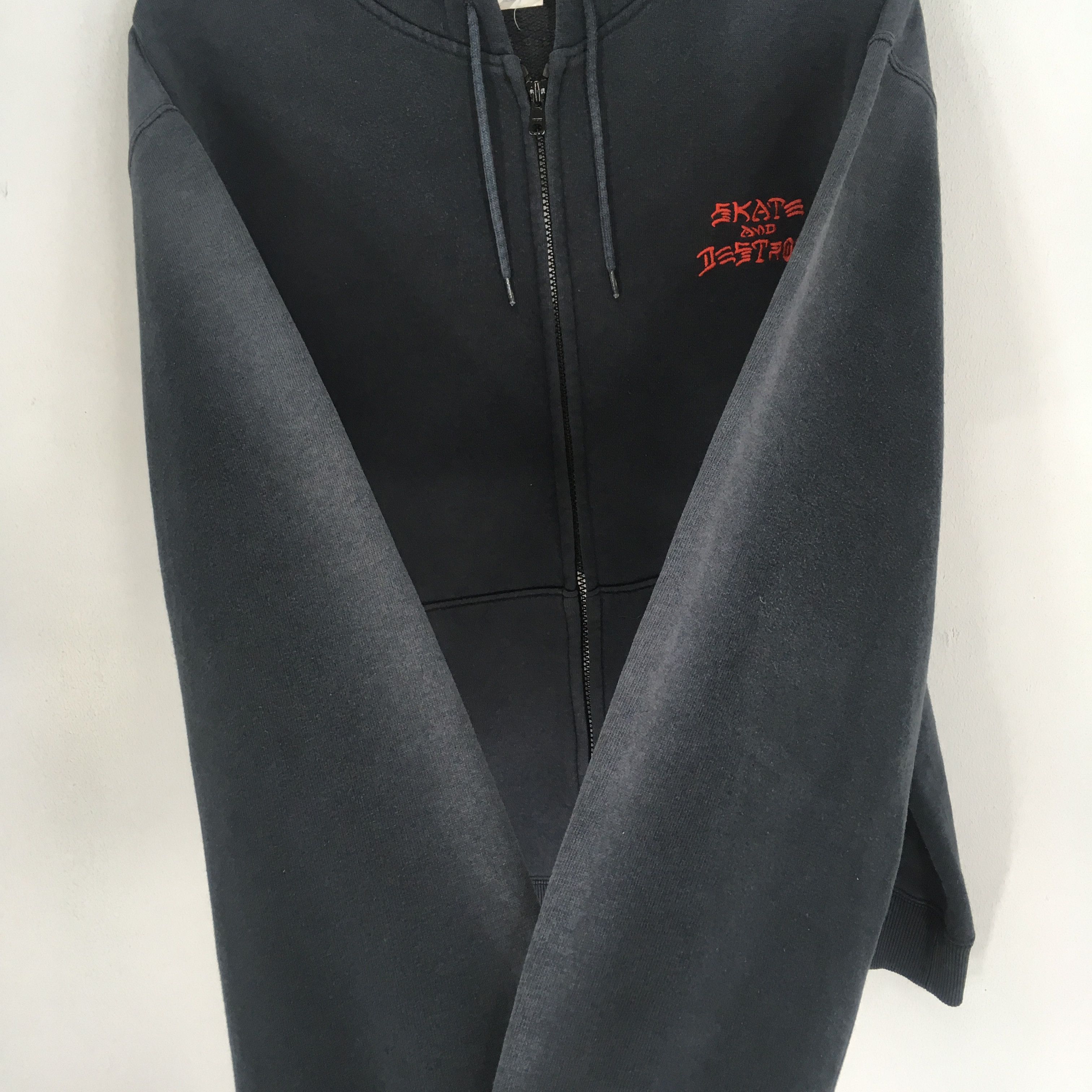 Alice San Diego Vintage Y2K Thrasher Magazine - 1351 Size US L / EU 52-54 / 3 - 9 Thumbnail