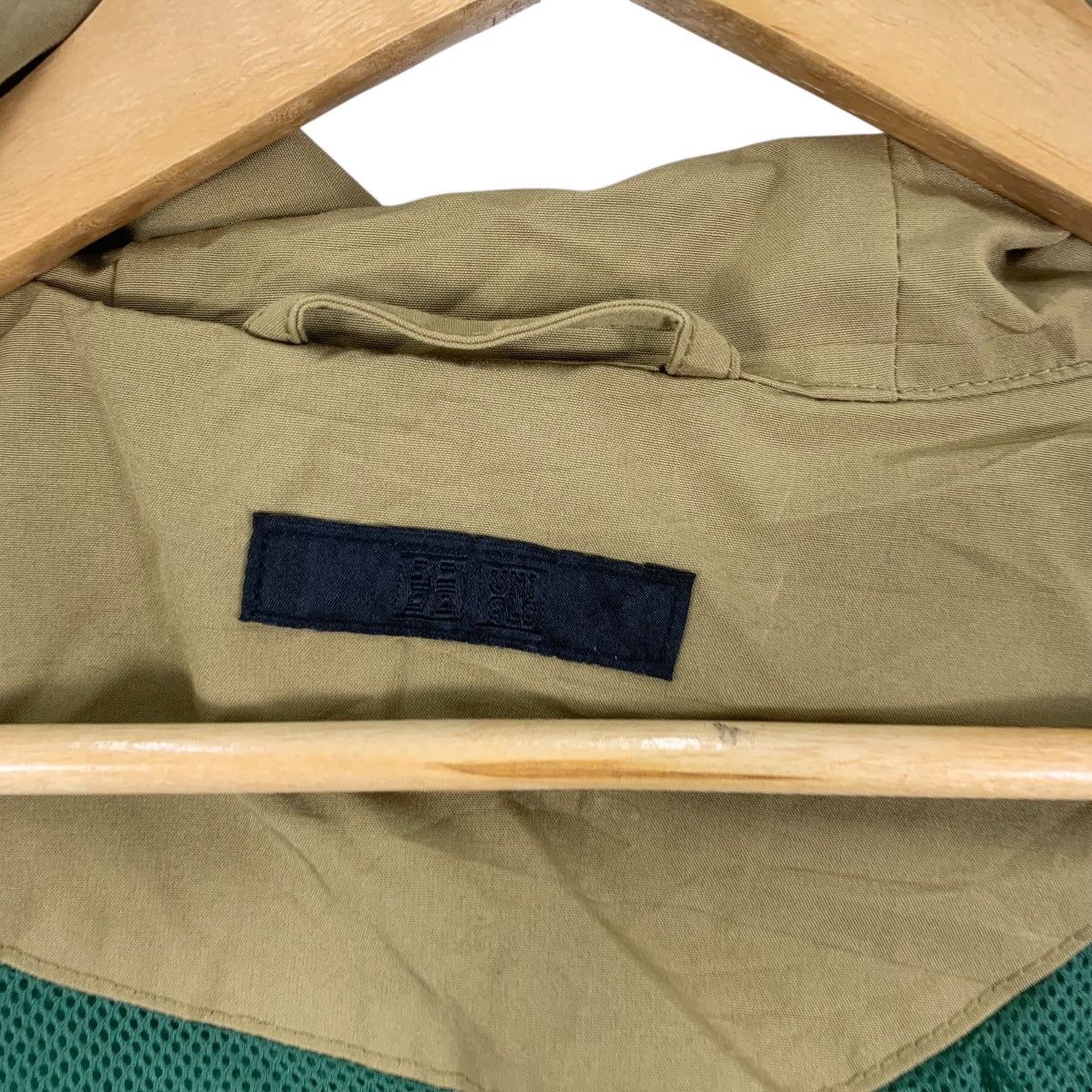 Uniqlo UNIQLO JAPAN Wind Proof Water Repellent Gorp Core Outdoor Size US XL / EU 56 / 4 - 9 Thumbnail