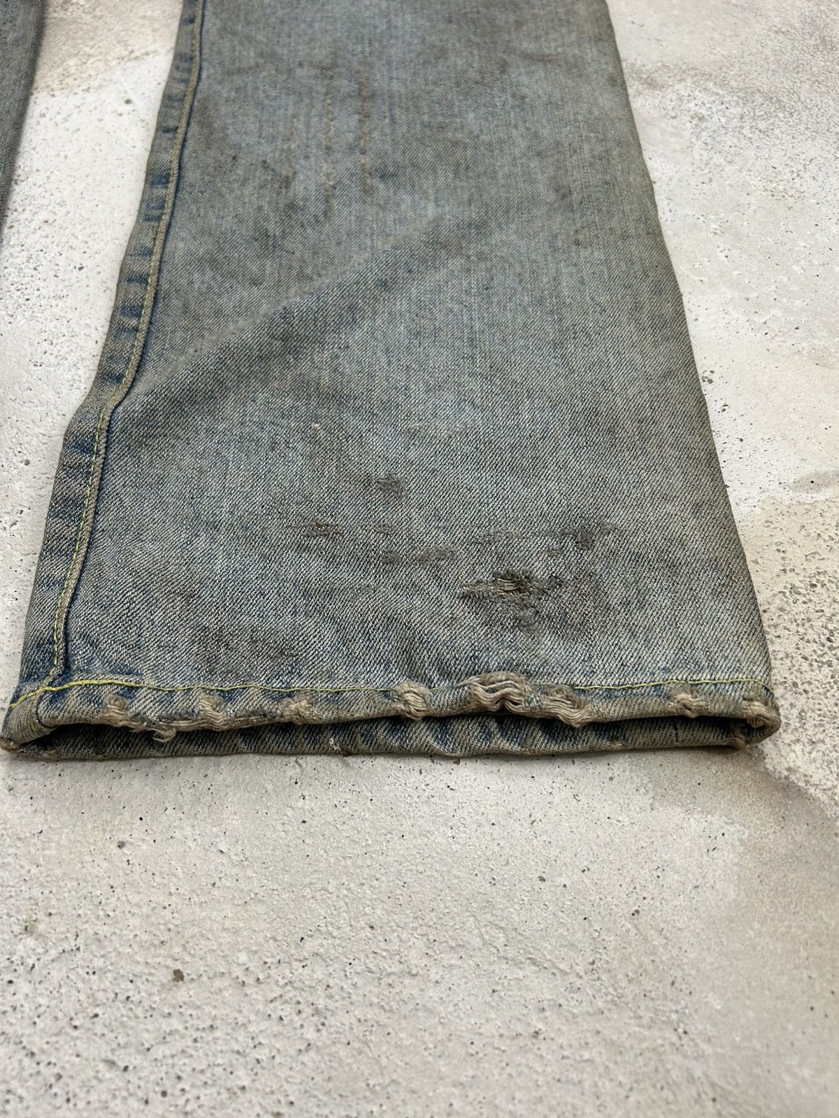 GOSTAR DE FUGA Co and Lu Japan Unisex Dirty Mud Washed Distressed Worn Size US 28 / EU 44 - 14 Thumbnail