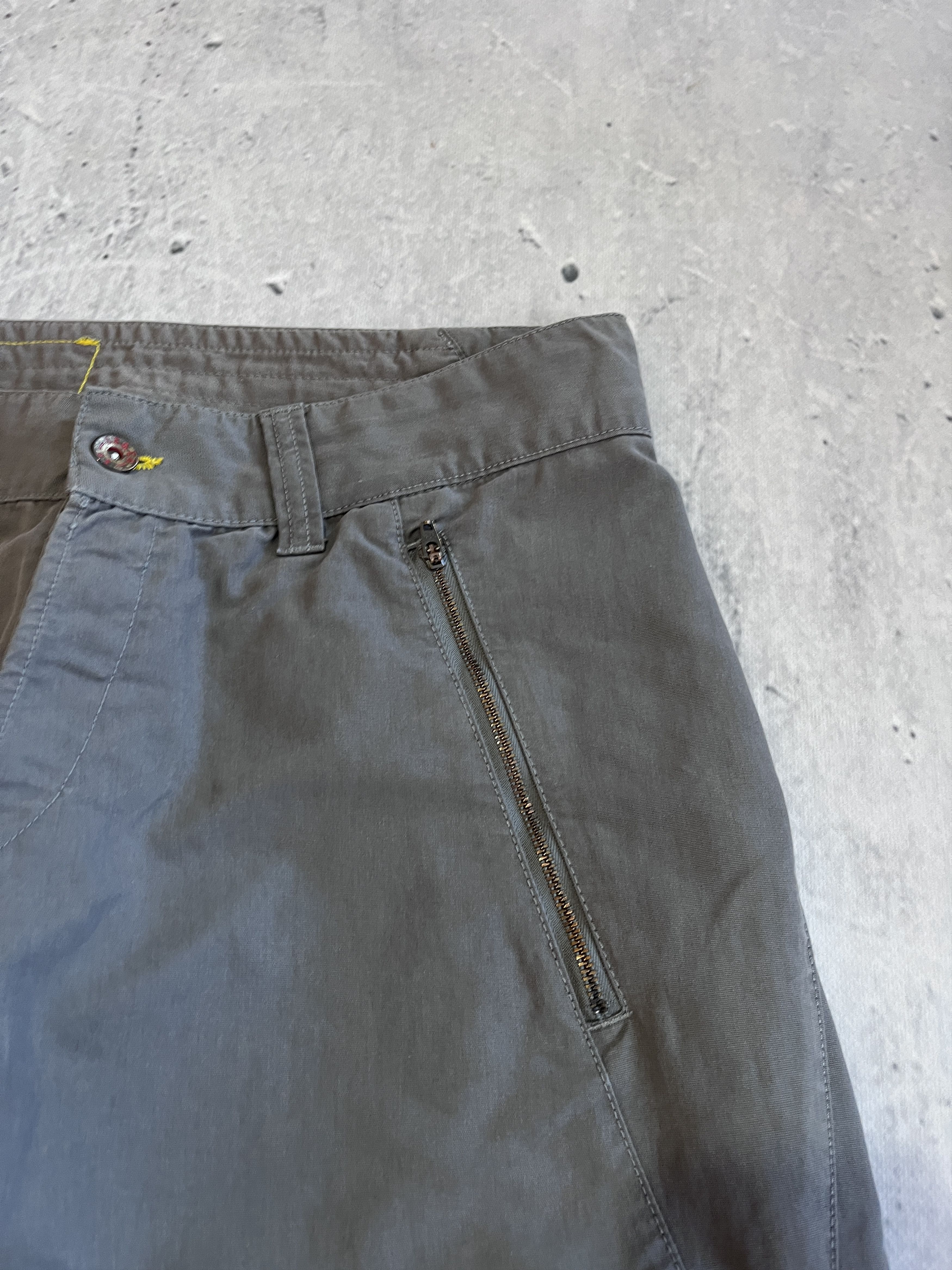 Levi's LEVIS ENGINEERED JEANS 2004 TWISTED LEG VINTAGE BAGGY PANTS Size US 32 / EU 48 - 14 Thumbnail