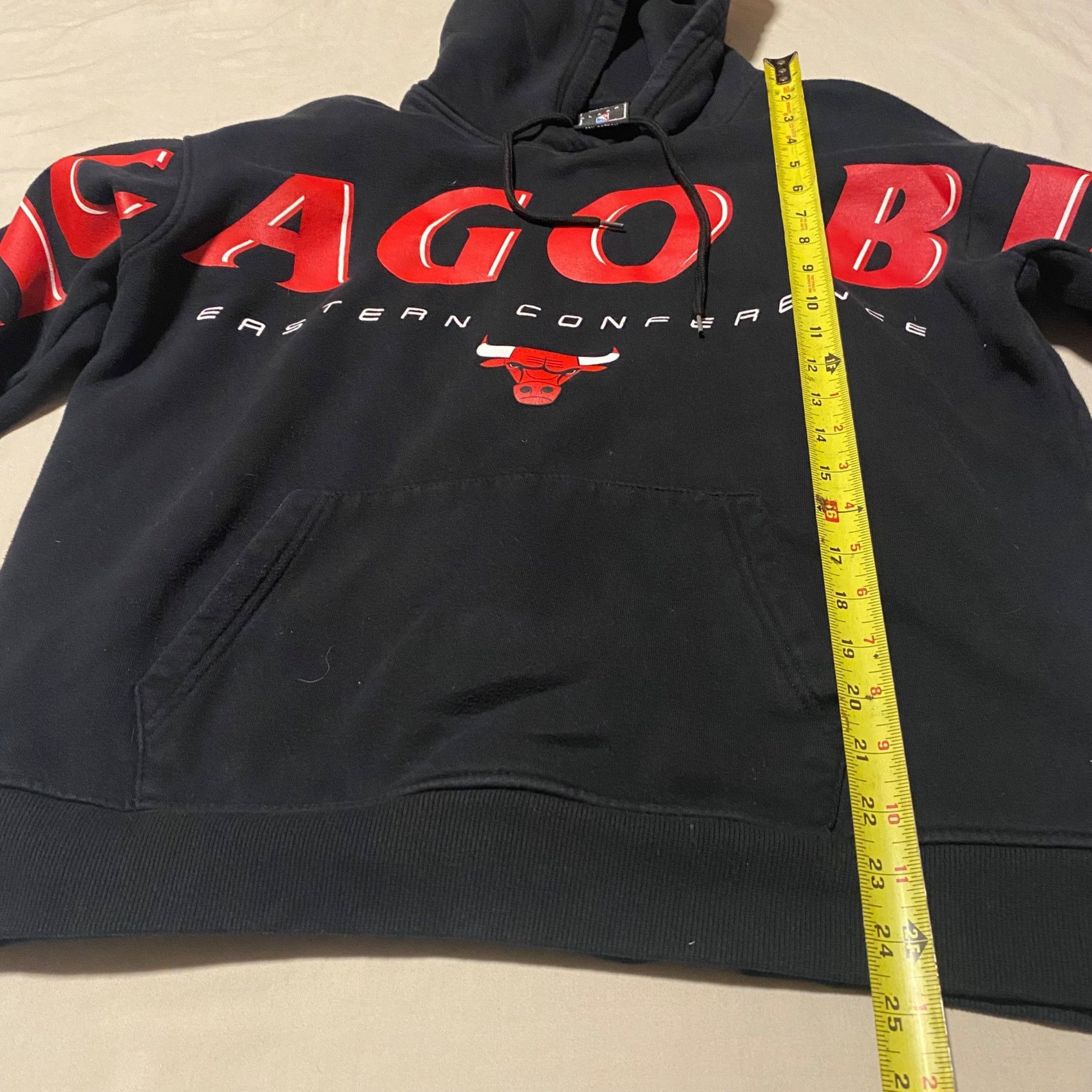 NBA Chicago Bulls Eastern Conference Unk NBA X-Large Black Hoodi Size US XL / EU 56 / 4 - 4 Thumbnail