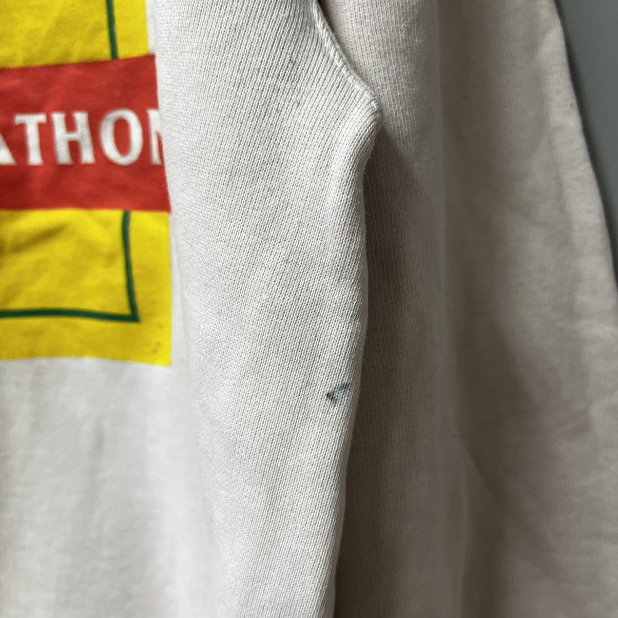 Asics 1997 Rare ASICS London Marathon “Flora” sweatshirt Size US M / EU 48-50 / 2 - 20 Thumbnail