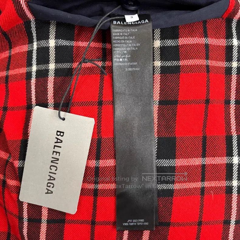 Balenciaga Balenciaga Double-Sided Wearing Dark Blue Red Lined Plaid Size US L / EU 52-54 / 3 - 4 Thumbnail