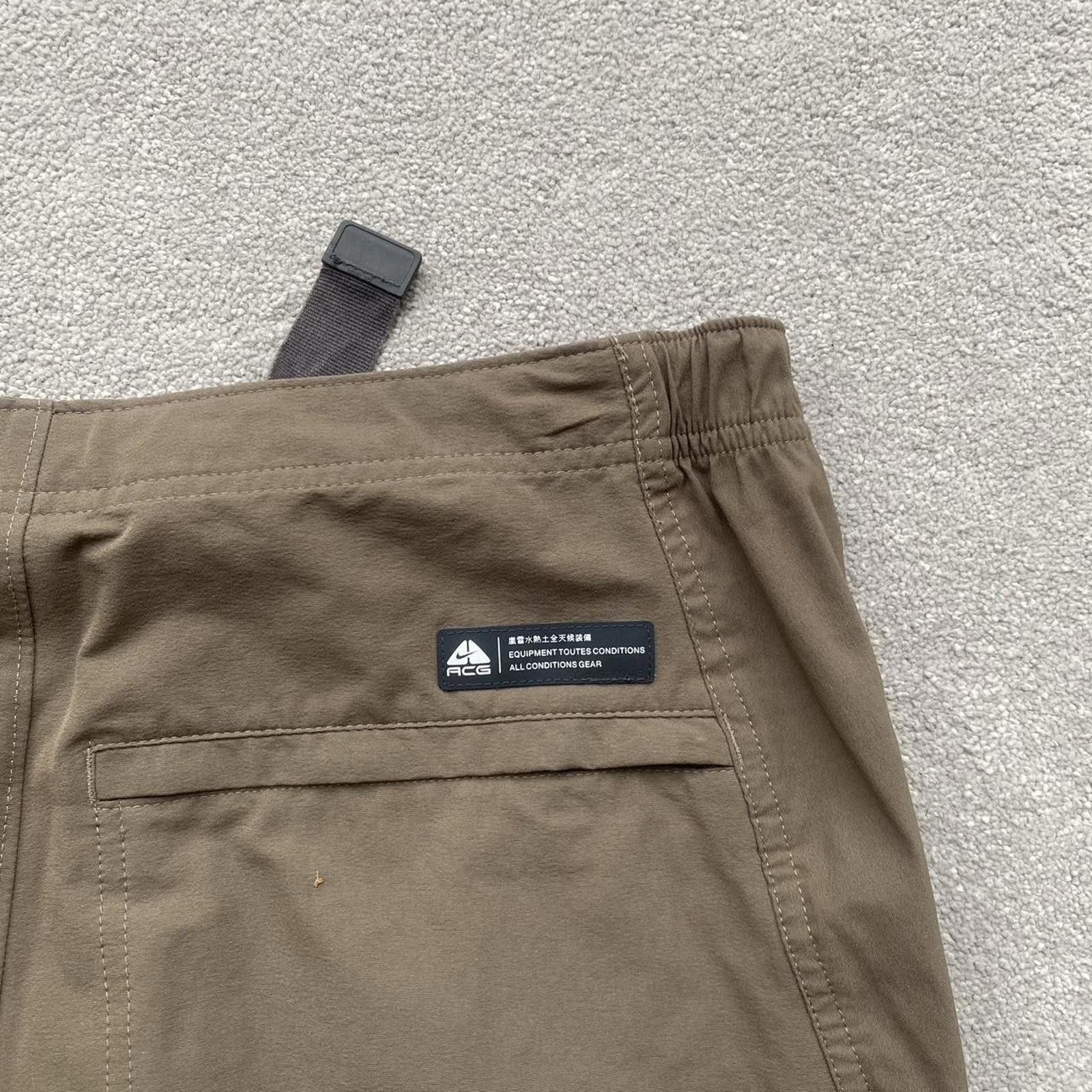 Nike ACG Nike ACG Utility Technical Cargo Trousers Size US 30 / EU 46 - 7 Thumbnail